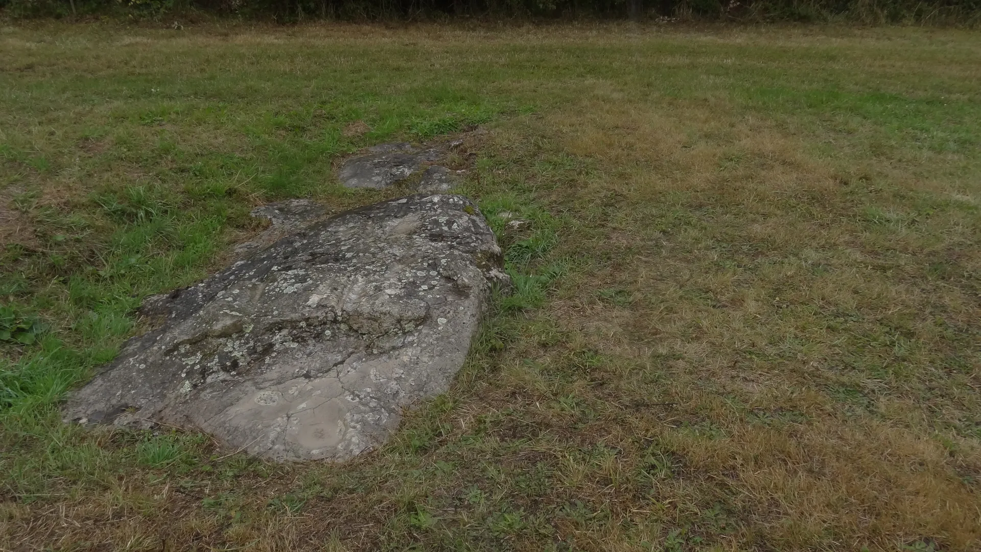 Etang de Thore la Rochette à Naveil — À 2,1 km du lac