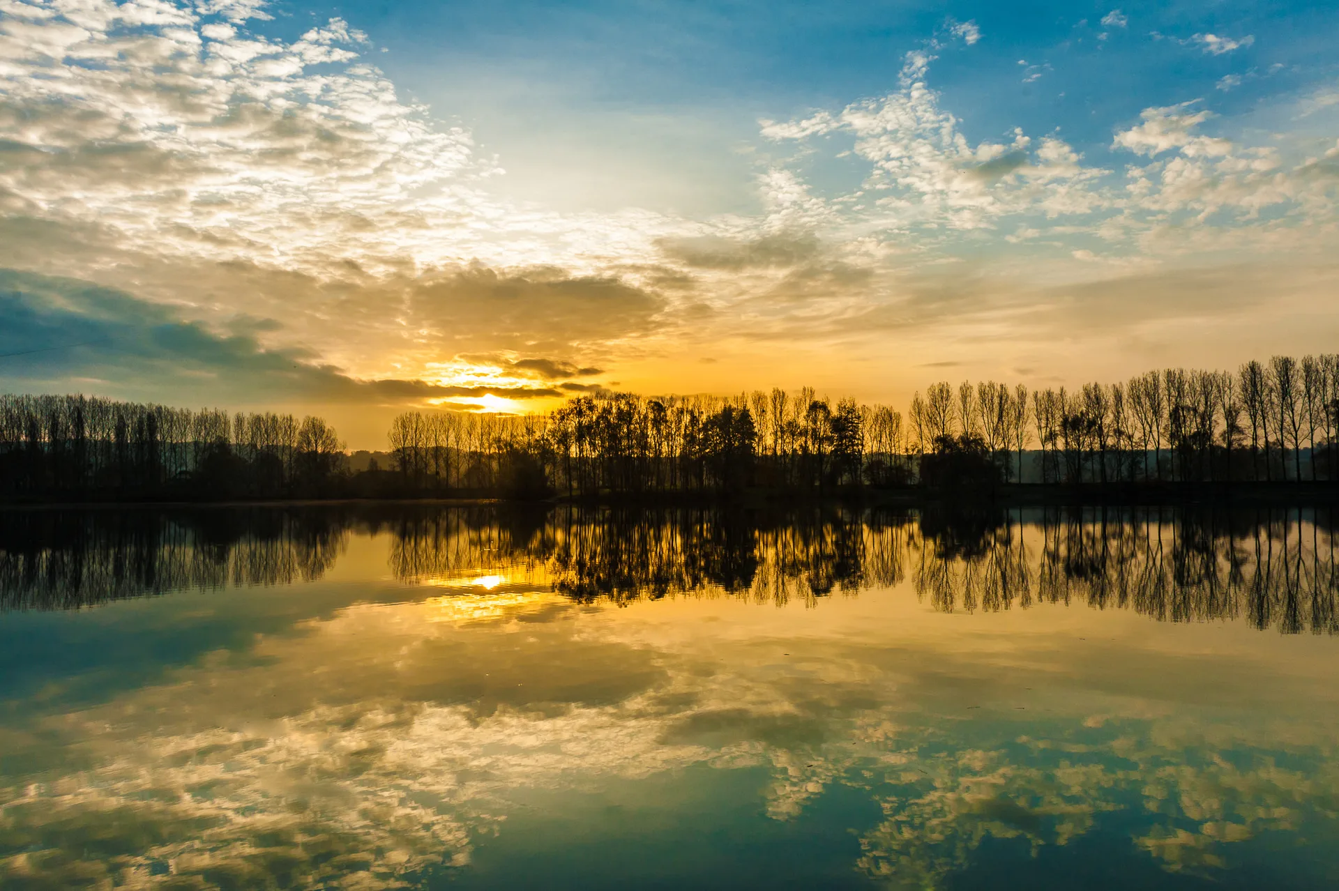 Etang de Tourville la riviere à Tourville-la-Rivière — À 1,3 km du lac