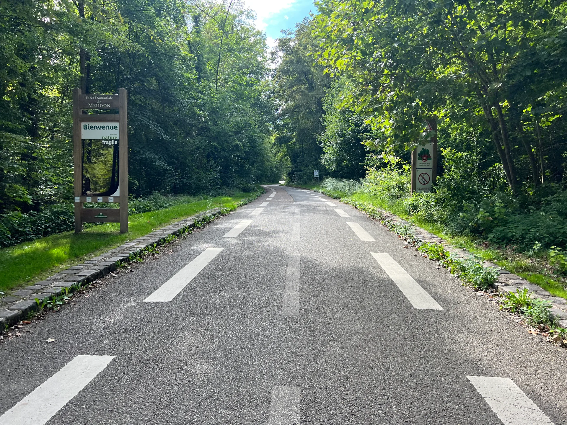 Etang de Trivaux à Meudon — À 261 m du lac