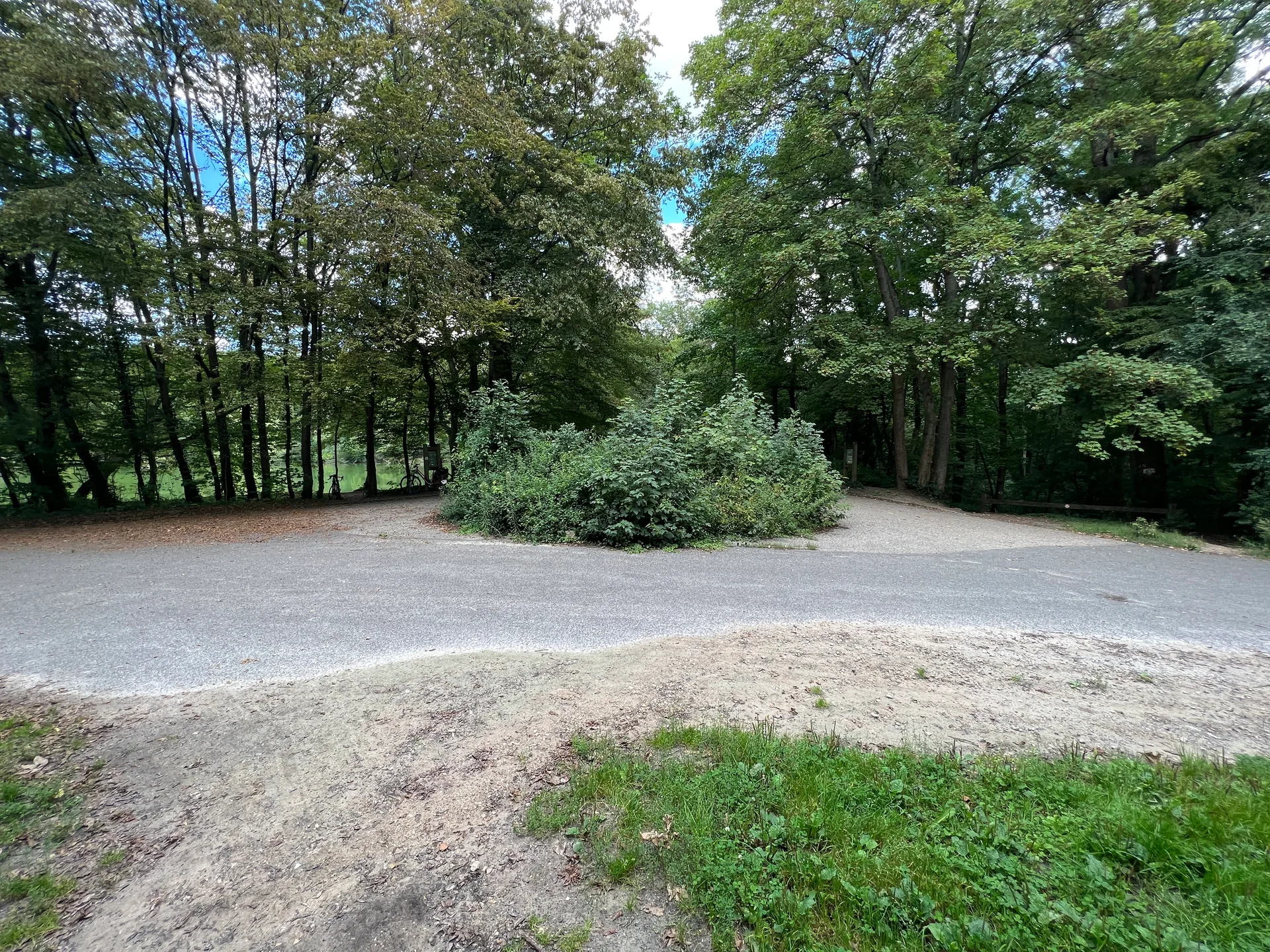 Etang de Villebon à Meudon — Sur le lac