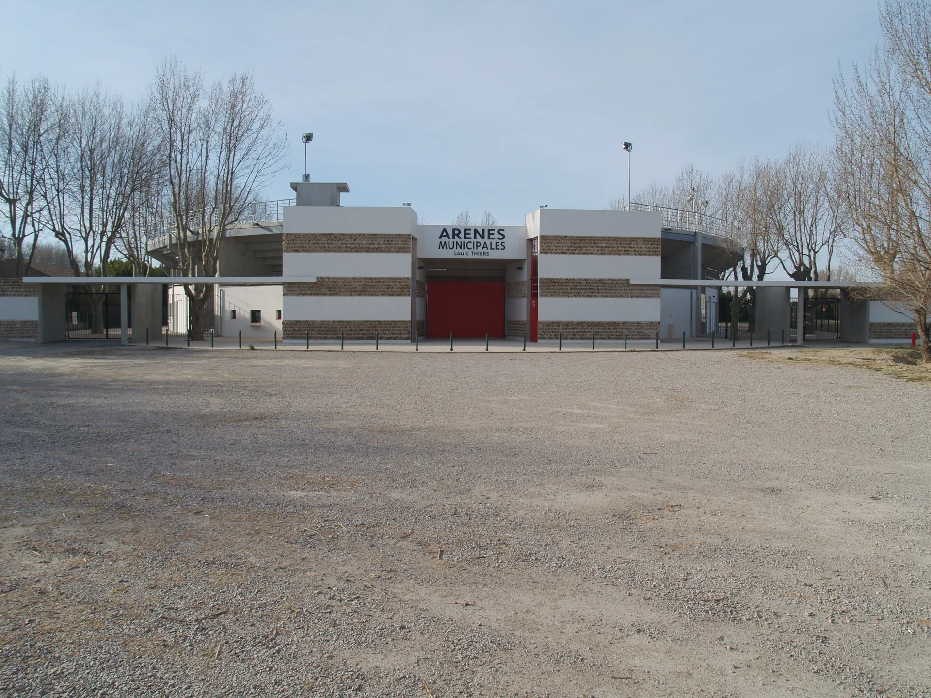 Etang des Aulnes à Saint-Martin-de-Crau — À 4,6 km du lac