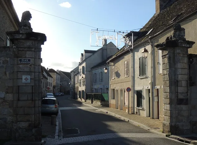 Etang des Carreaux à Rozay-en-Brie — À 660 m du lac