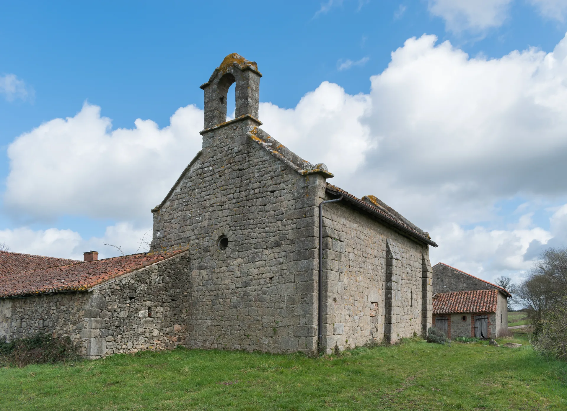 Etang des Planchettes à Azat-le-Ris — À 4,8 km du lac