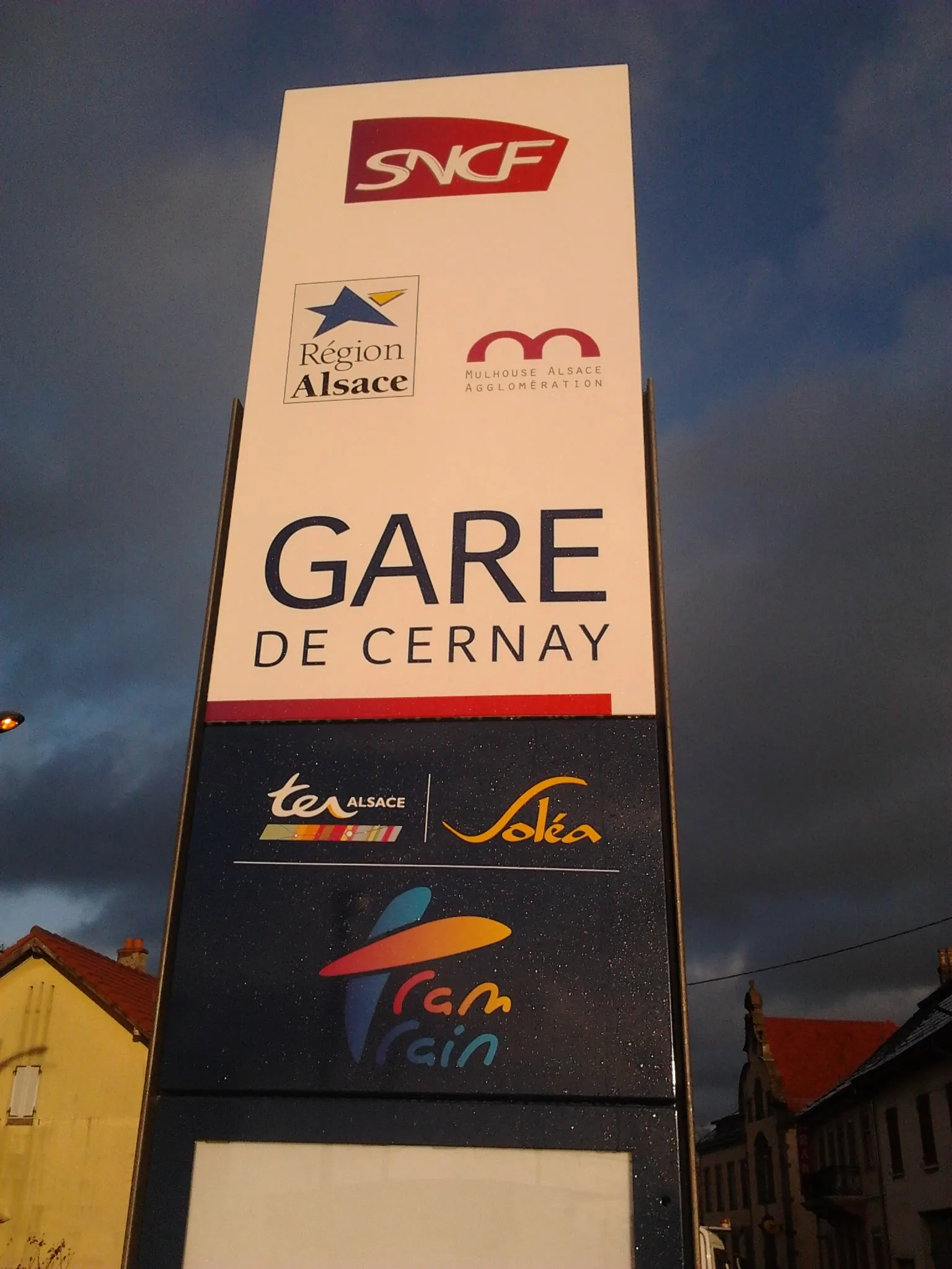 Etang du Centre à Cernay — À 912 m du lac