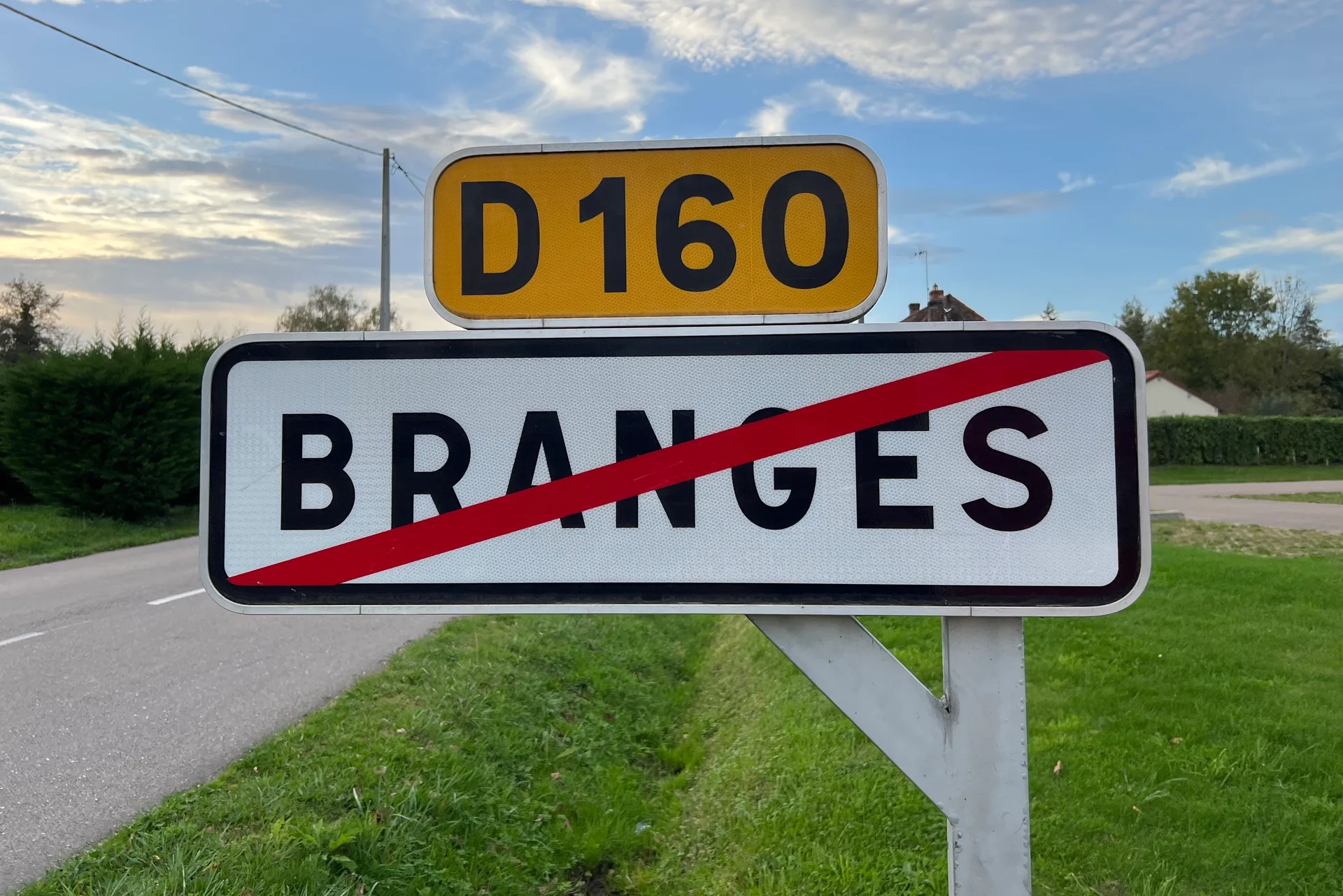 Etang du Champ à Branges — À 991 m du lac