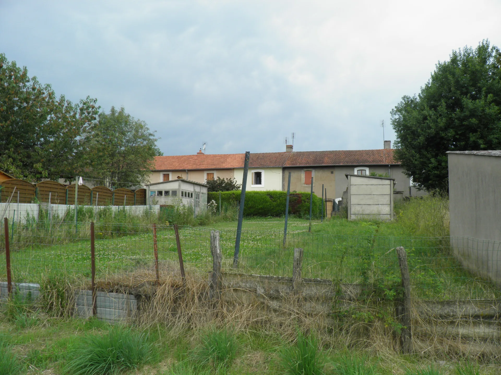 Etang du Curier à Épinac — À 1,1 km du lac