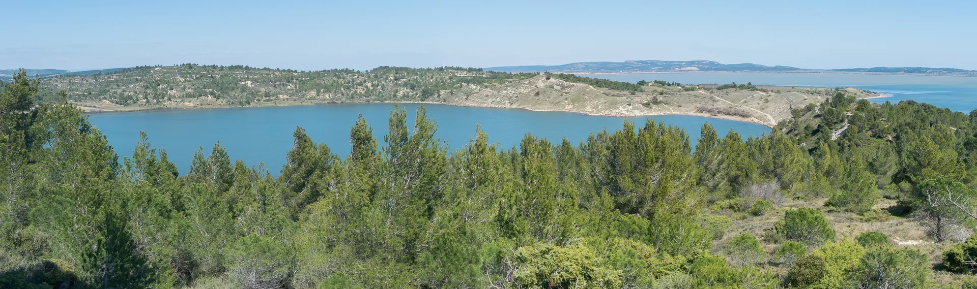 Etang du Doule à Peyriac-de-Mer — À 367 m du lac