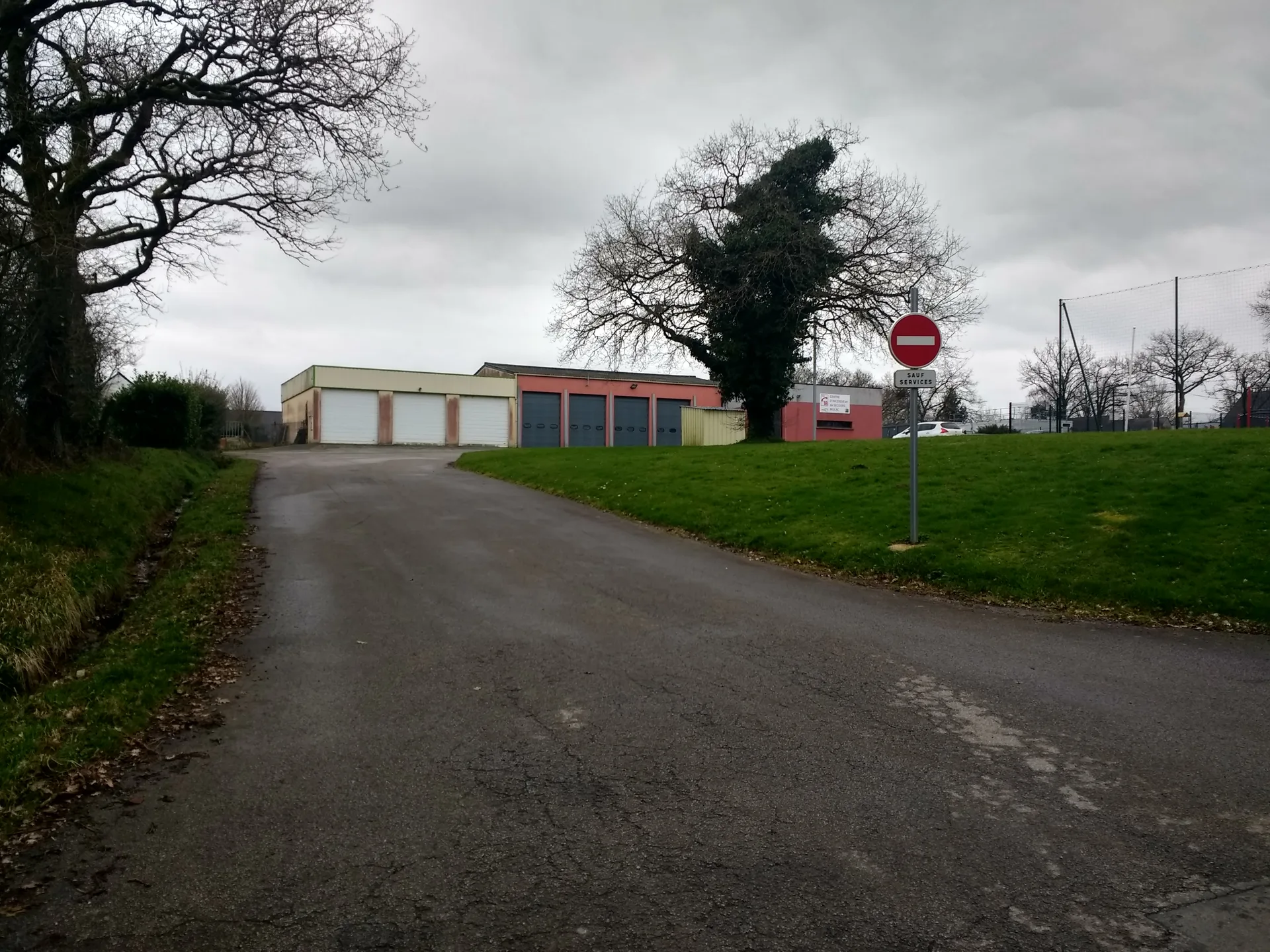 Étang du Grand Gournava à Pluherlin — À 3,4 km du lac