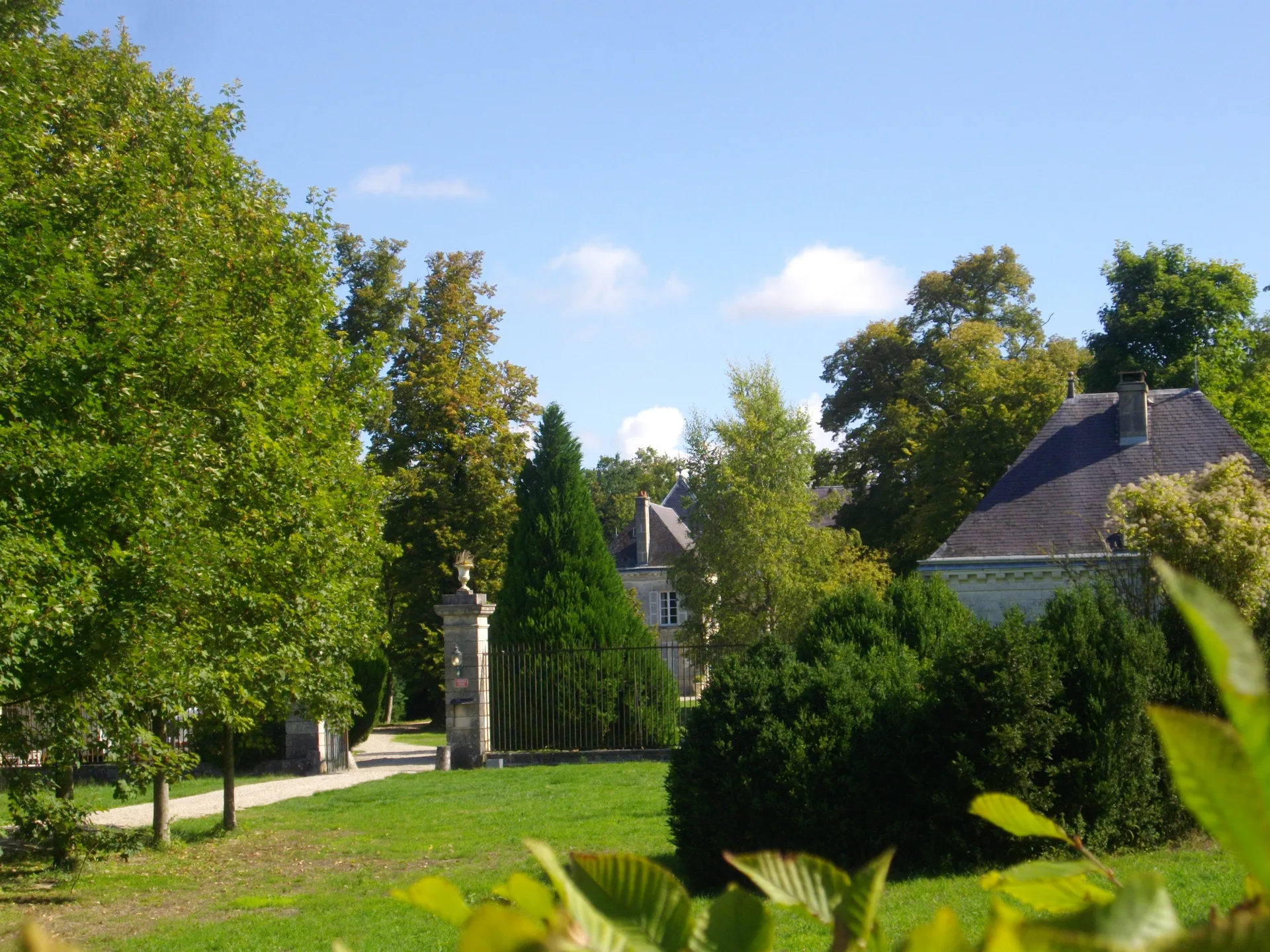 Etang du Marcusans à Sogny-aux-Moulins — À 3,0 km du lac