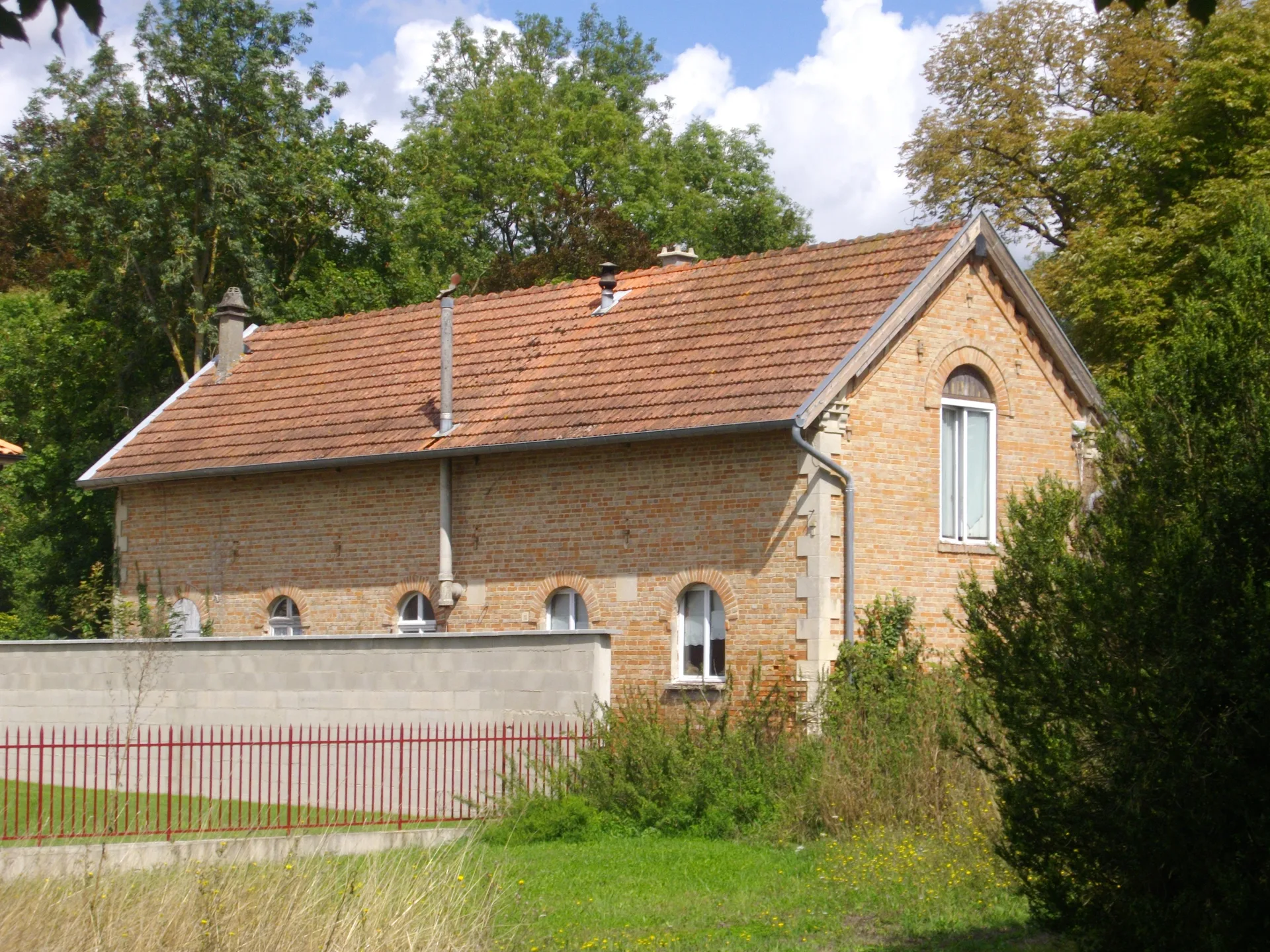 Etang du Marcusans à Sogny-aux-Moulins — À 3,0 km du lac