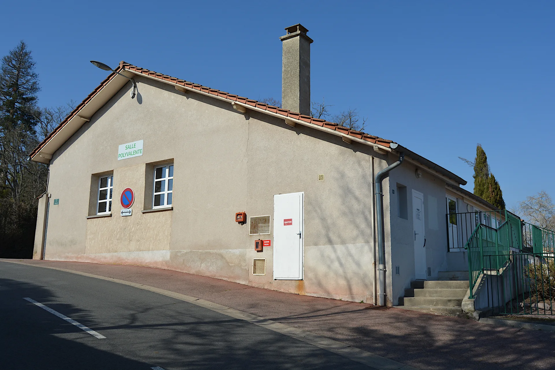 Etang du Moulin à Montaiguët-en-Forez — À 1,2 km du lac
