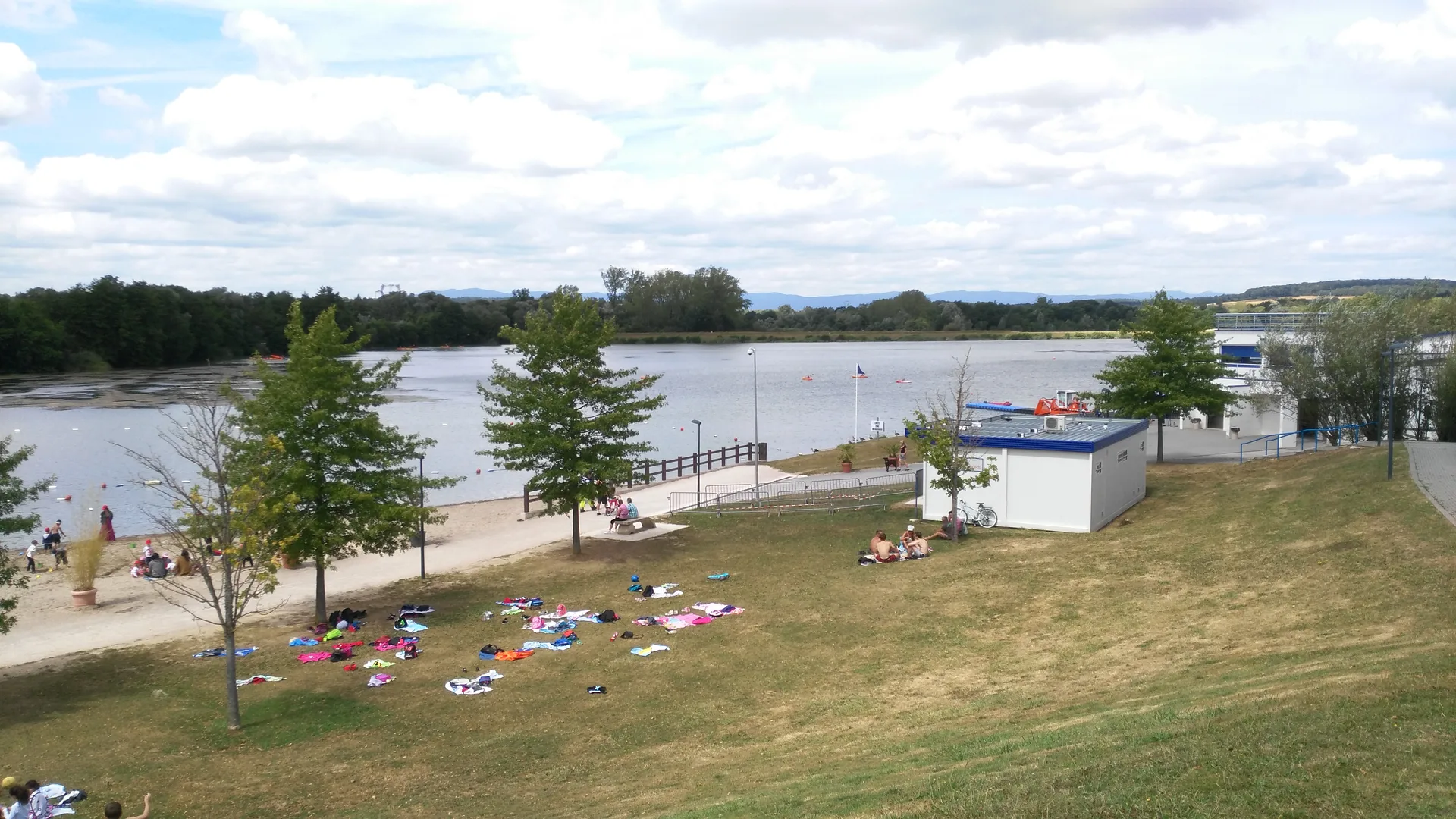 Etang du Paquis à Nommay — À 204 m du lac