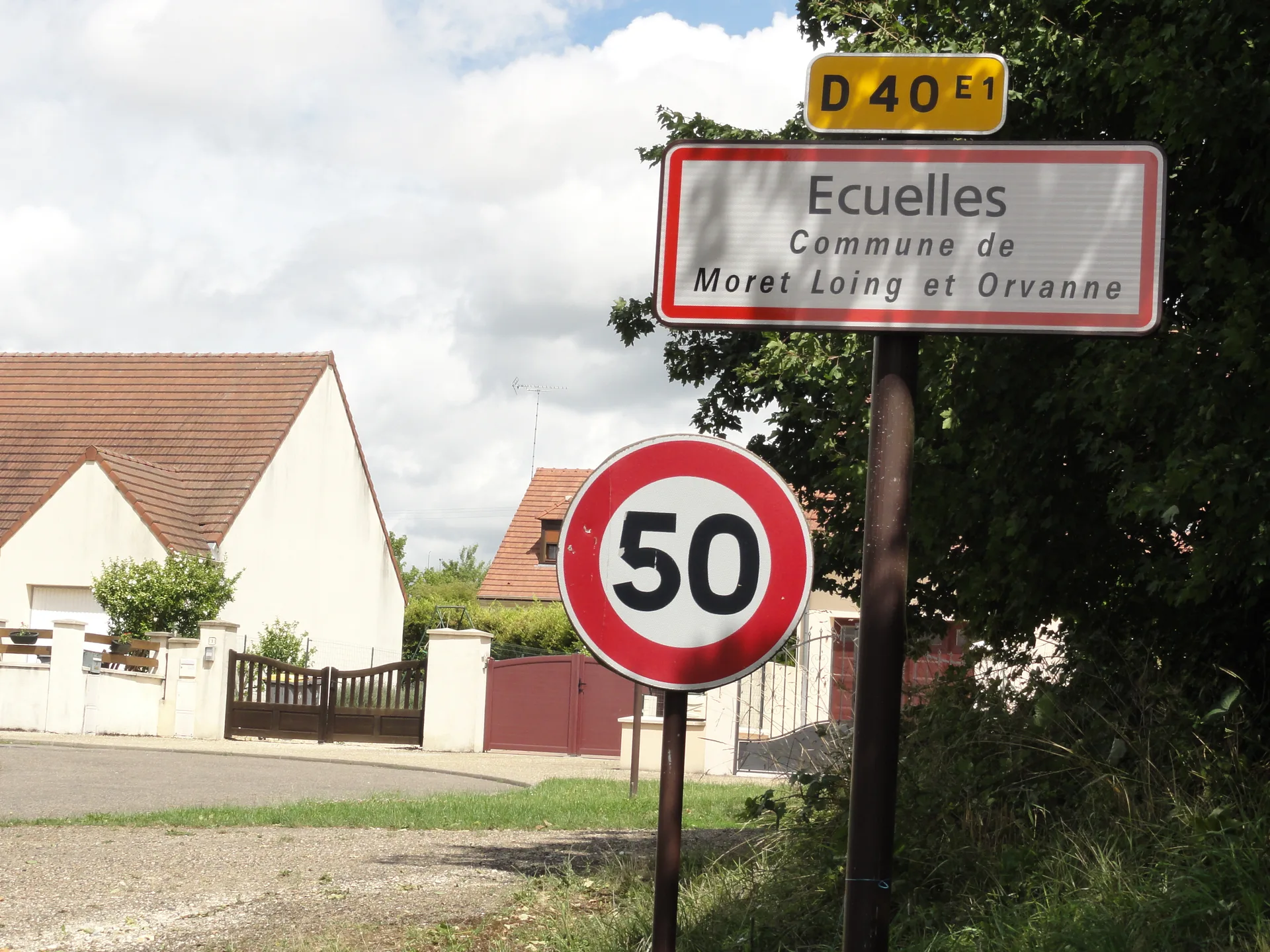 Etang du Pas à La Grande-Paroisse — À 2,8 km du lac