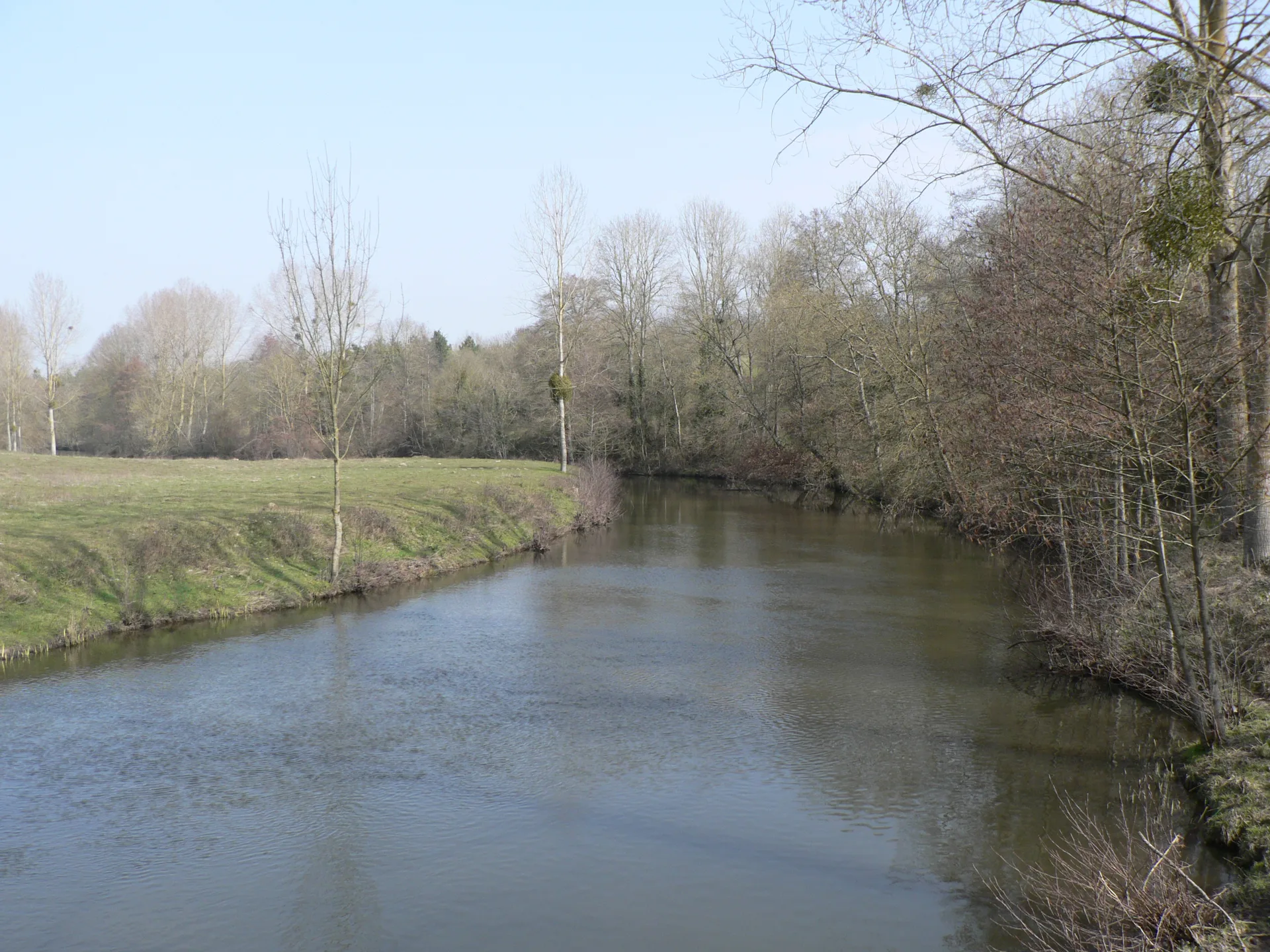 Etang du Plessis à Saint-Varent — À 1,6 km du lac