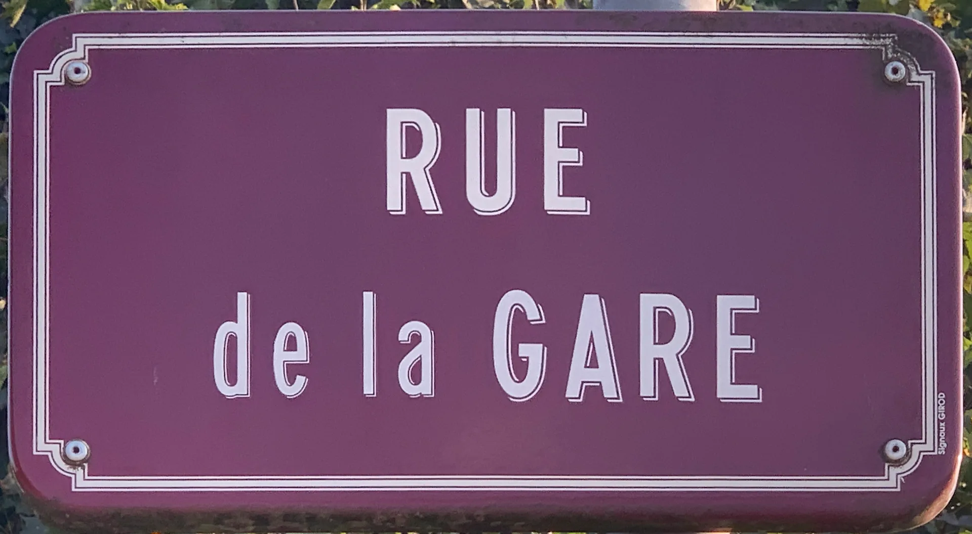 Etang du Servon à Saint-Étienne-du-Bois — À 272 m du lac