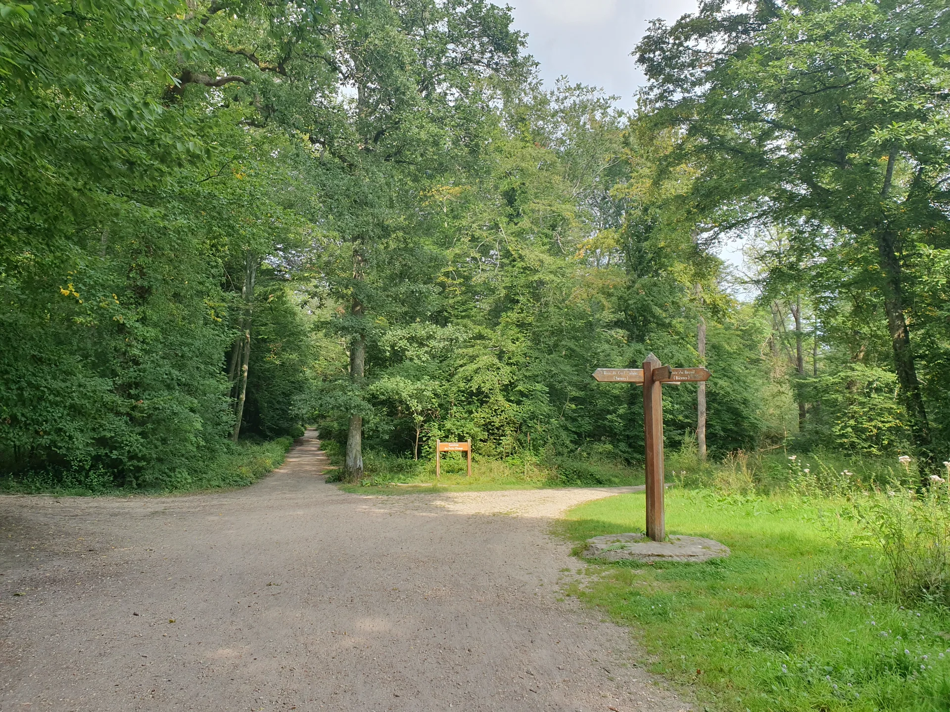Etang du Val d'Or à Guyancourt — À 677 m du lac