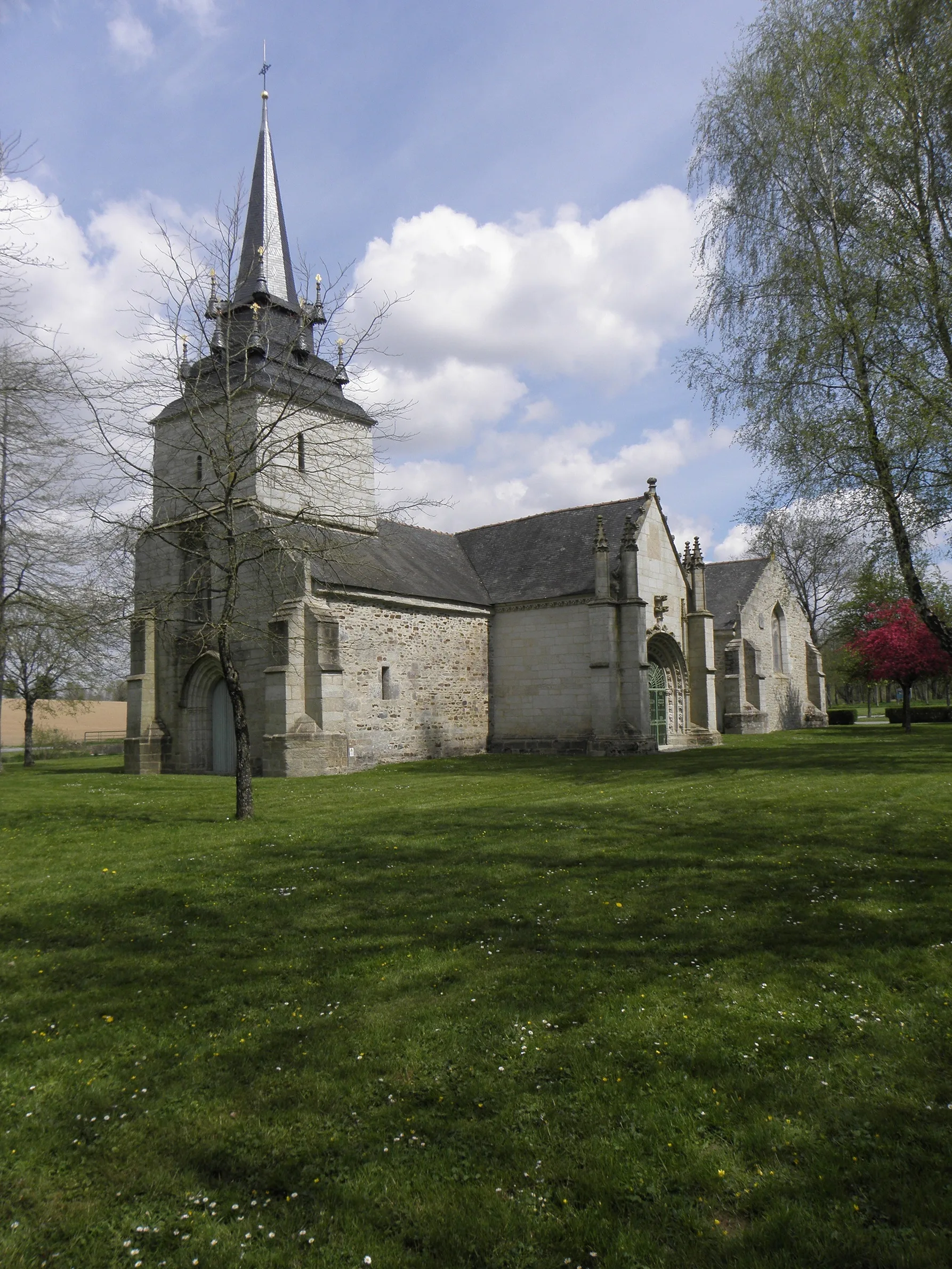 Étang du Valvert à Noyal-Pontivy — À 941 m du lac