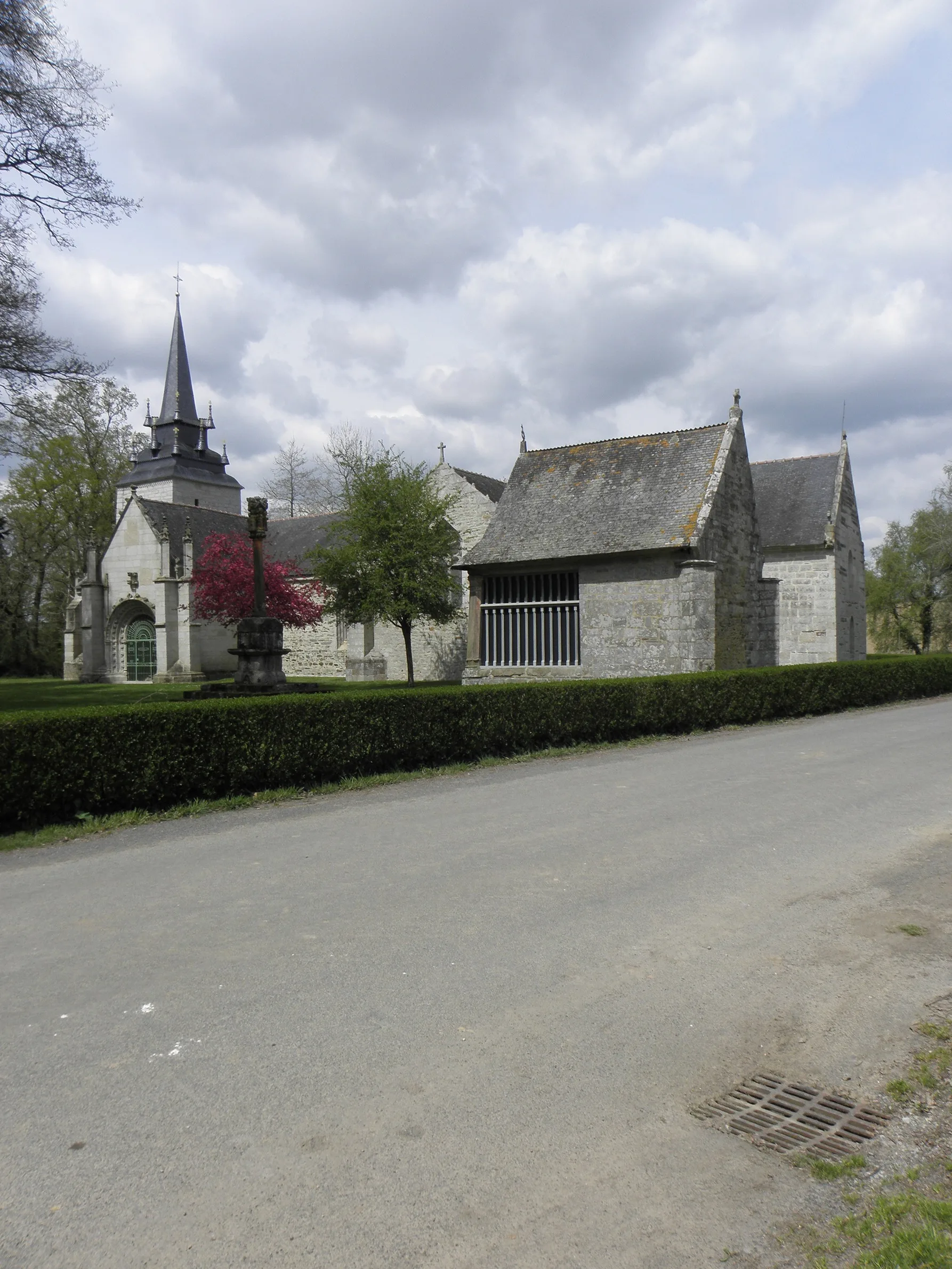 Étang du Valvert à Noyal-Pontivy — À 941 m du lac