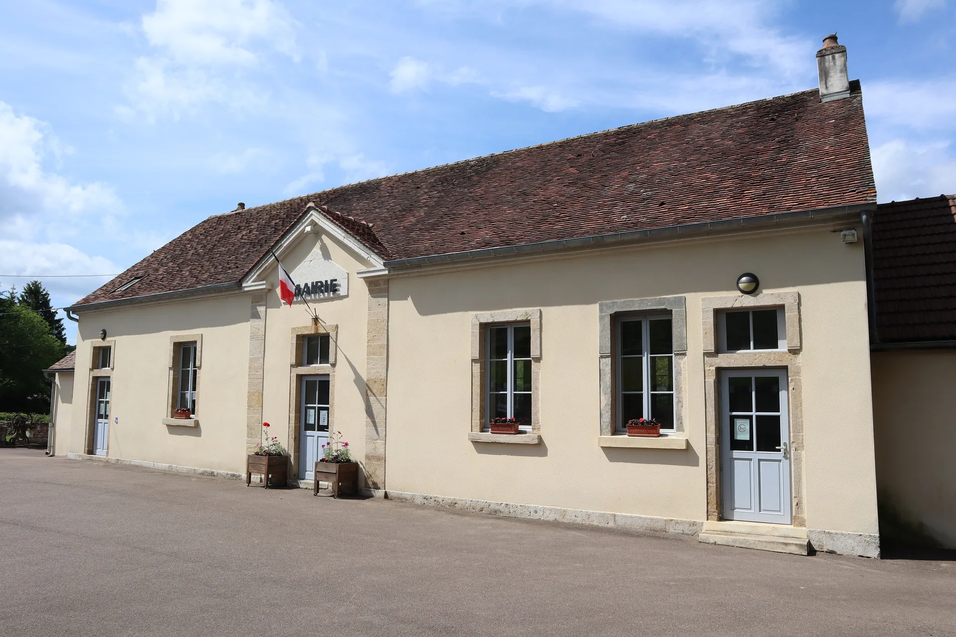 Etang Fortier à Champeau-en-Morvan — À 2,2 km du lac