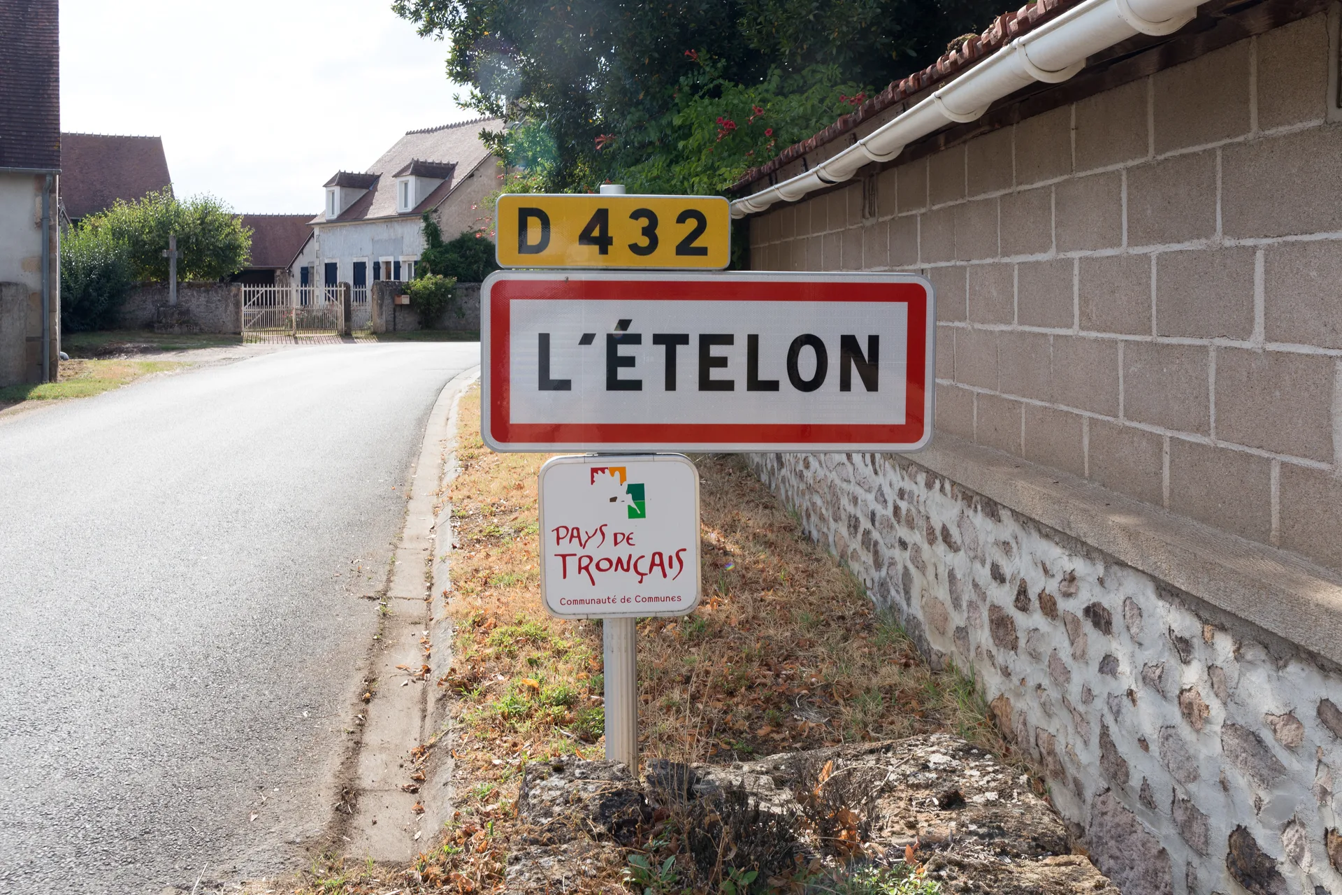 Etang Municipal à Braize — À 4,9 km du lac