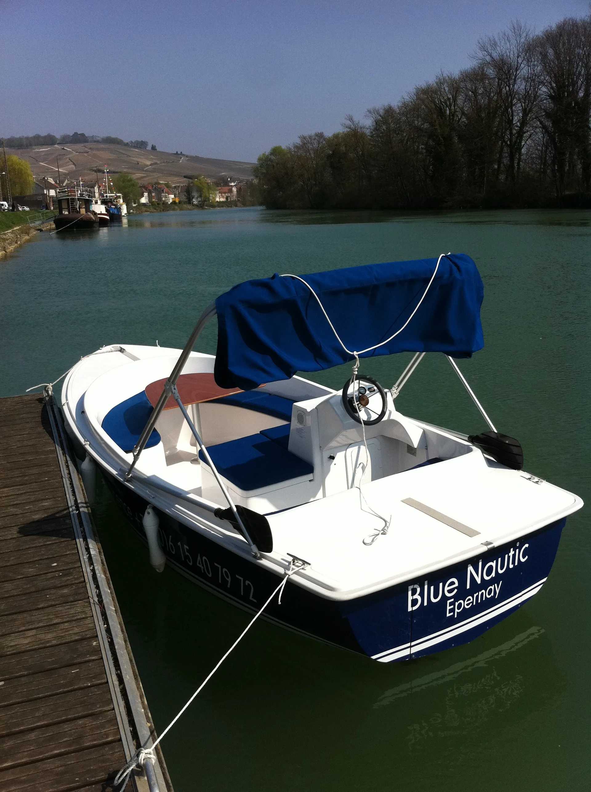 Etang Neuf à Épernay — À 4,2 km du lac
