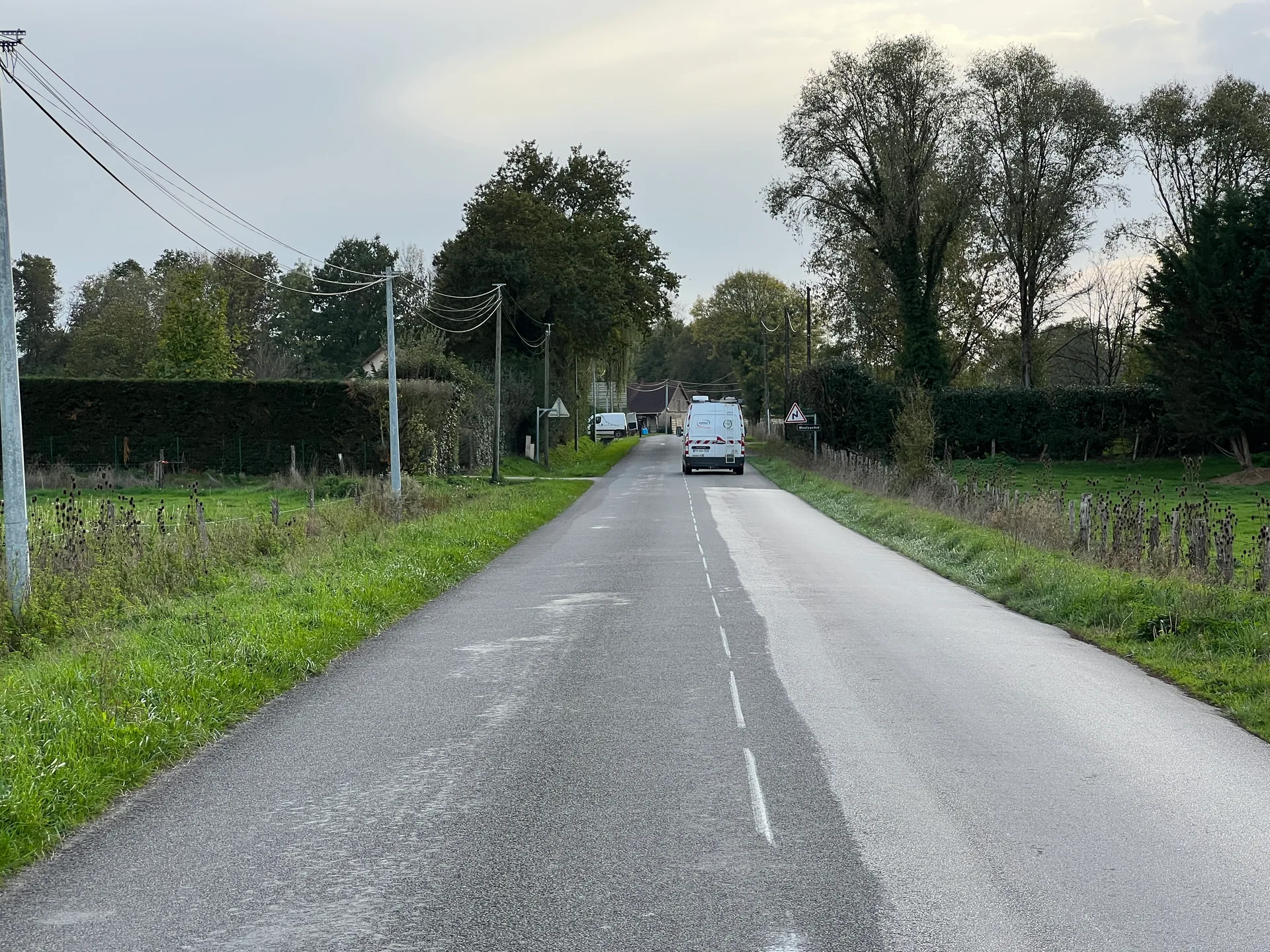 Etang Neuf à Saint-Vincent-en-Bresse — À 1,2 km du lac