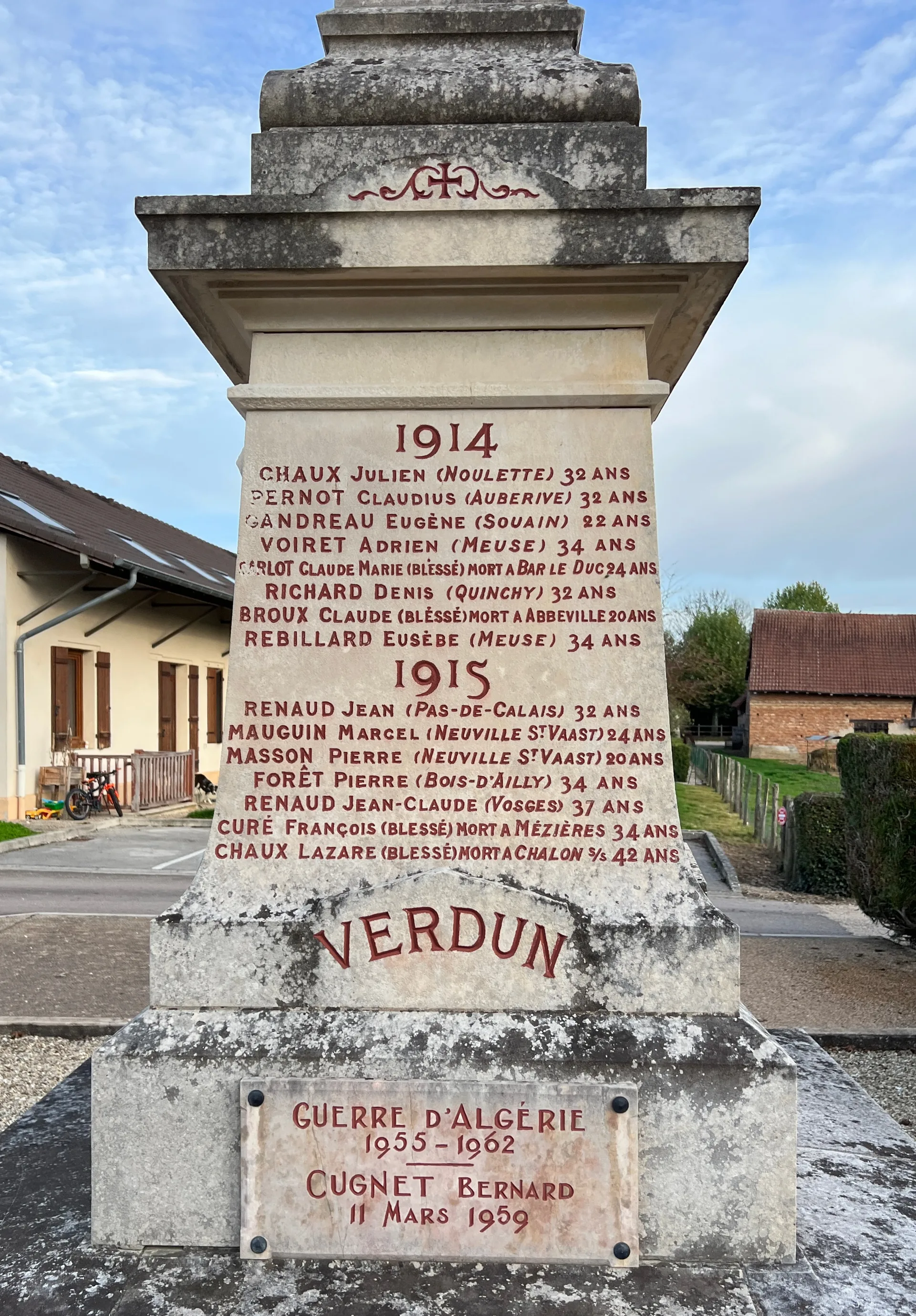 Etang Neuf à Saint-Vincent-en-Bresse — À 1,3 km du lac