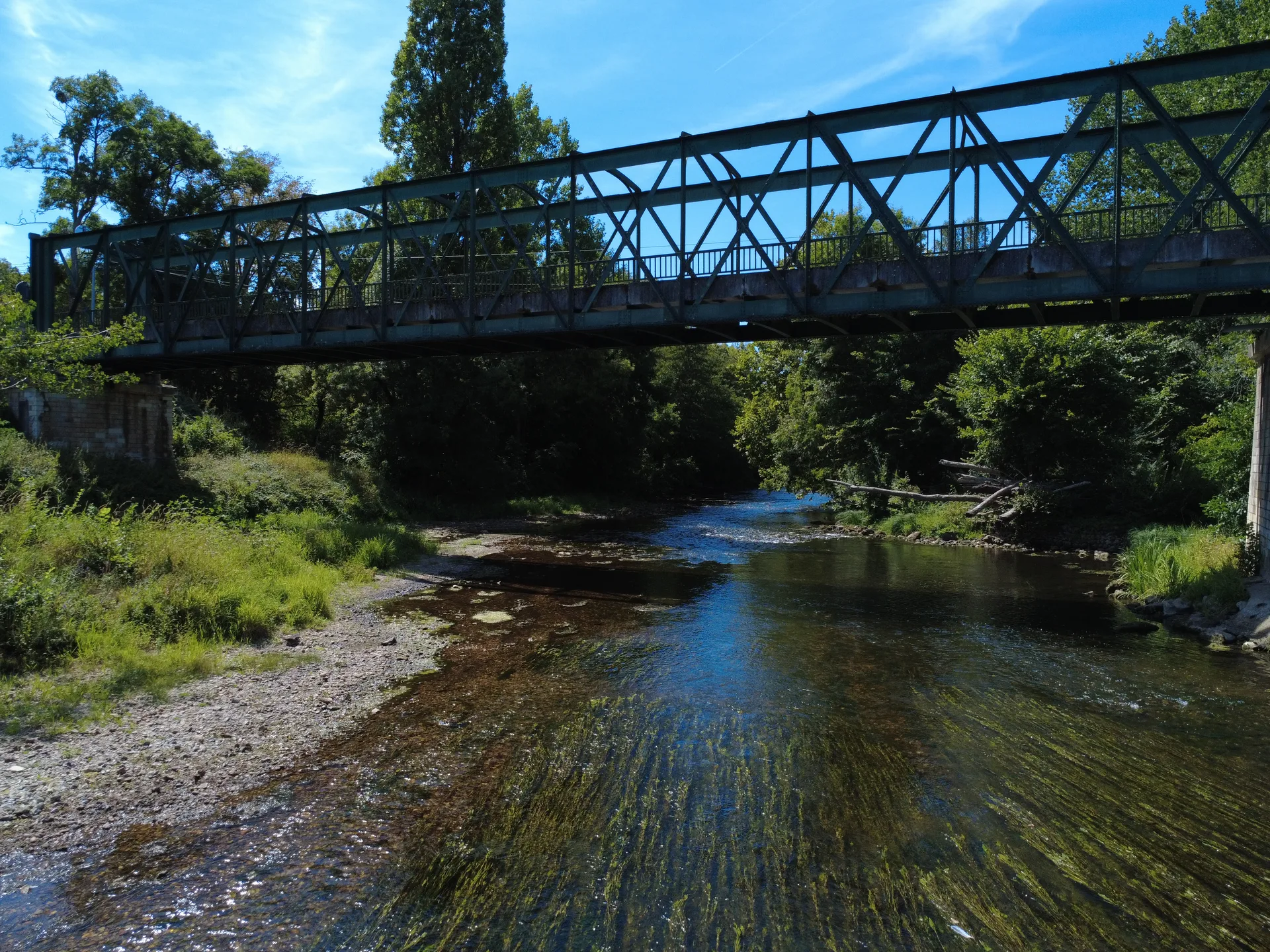 Etang Saint Victor à Ruffec — À 3,8 km du lac