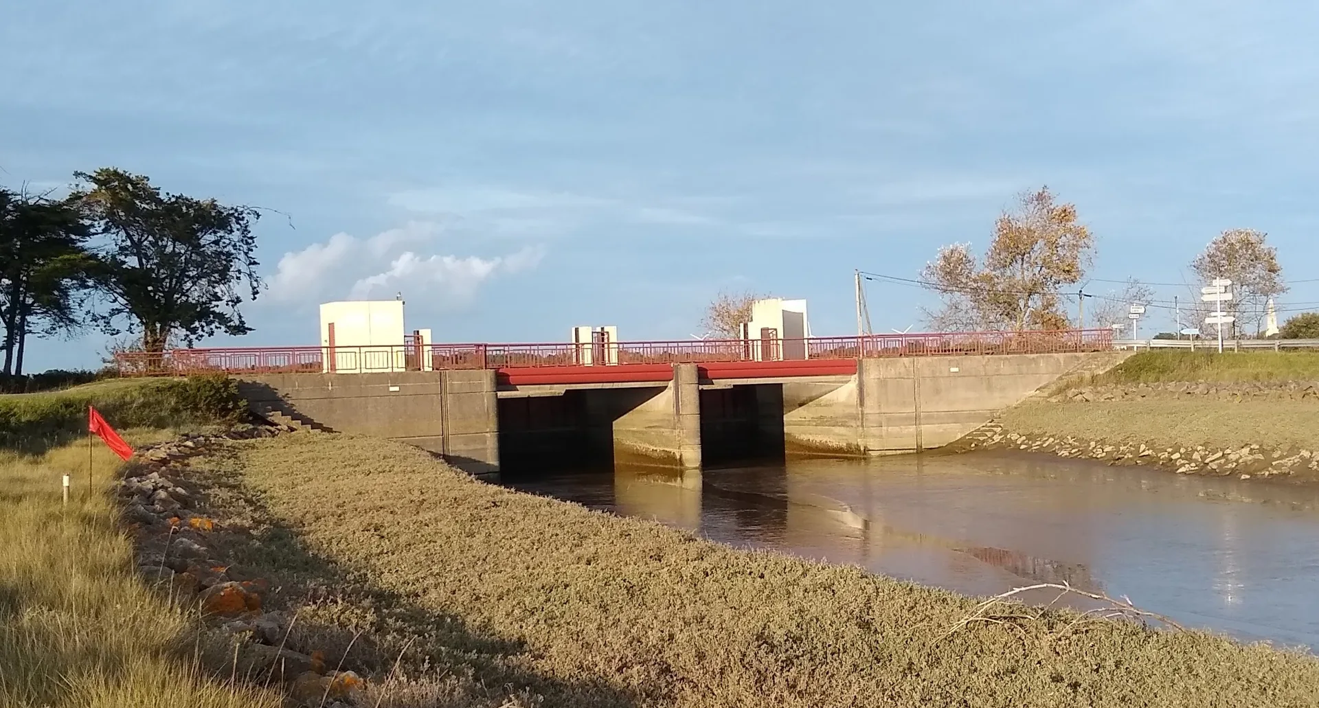 Etangs de Bourgneuf à Villeneuve-en-Retz — À 2,5 km du lac