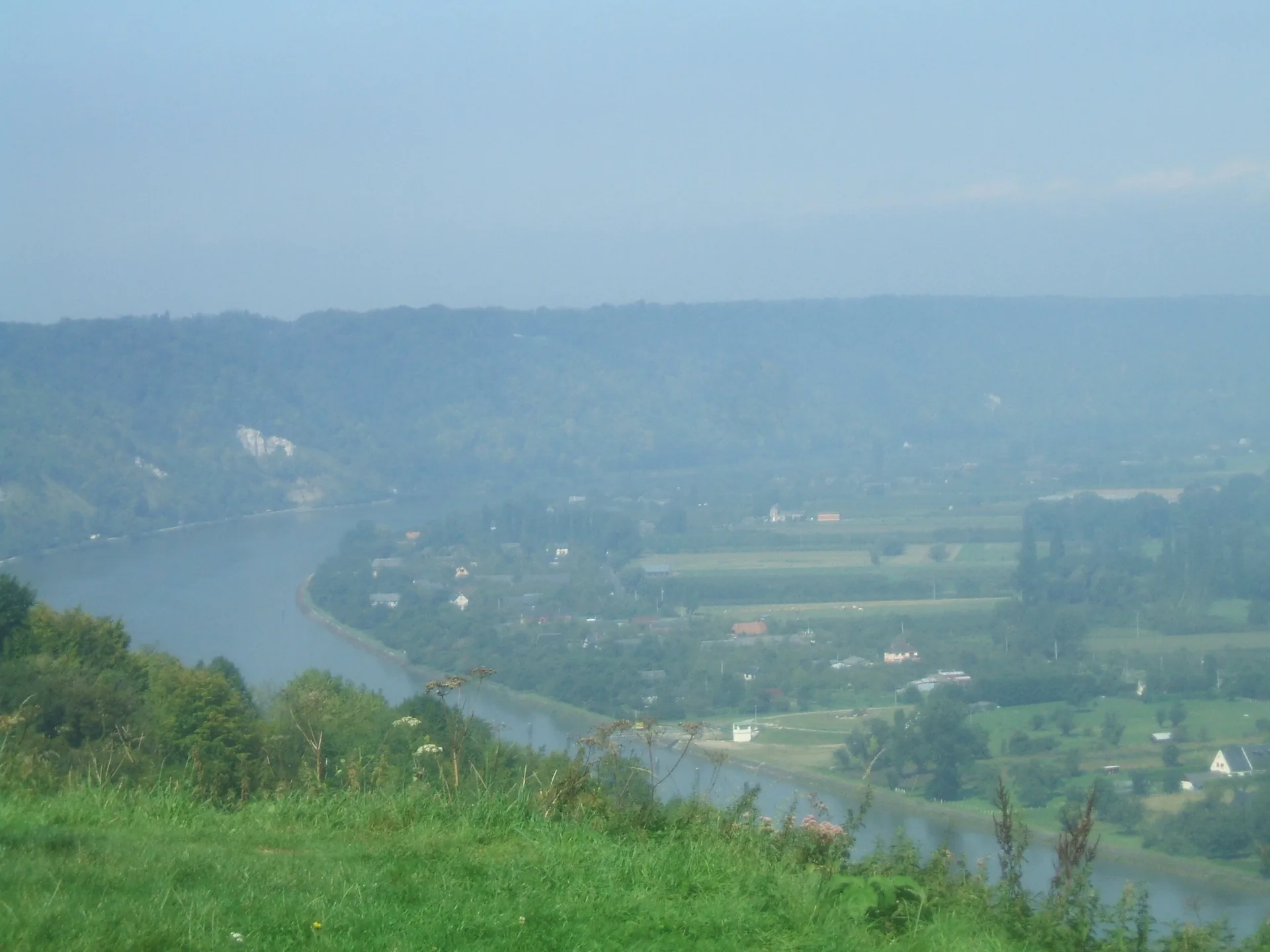 Etangs de Jumieges à Le Mesnil-sous-Jumièges — À 2,1 km du lac