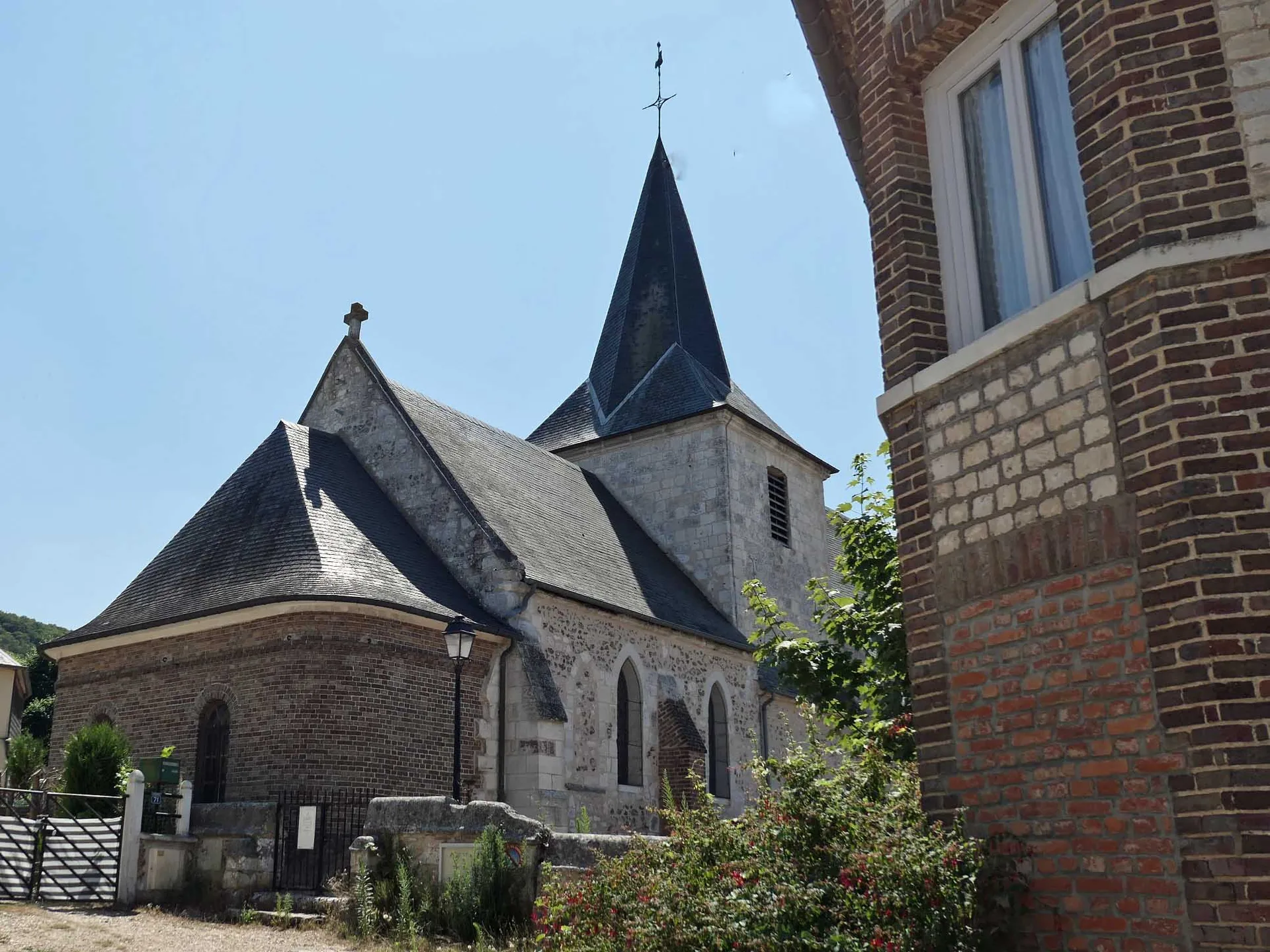 Etangs de Jumieges à Le Mesnil-sous-Jumièges — À 2,6 km du lac