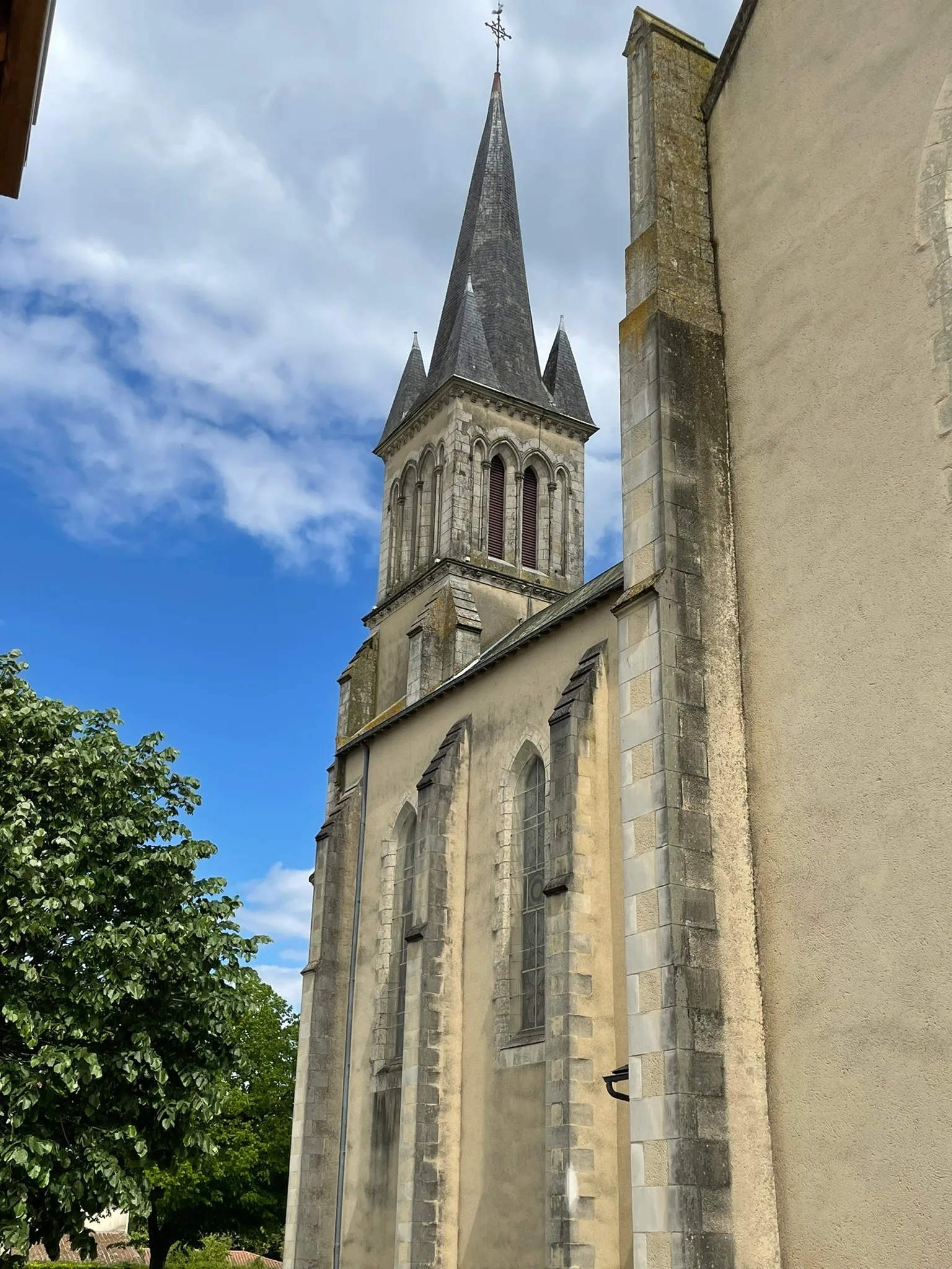 Etangs de Vendrennes à Mesnard-la-Barotière — À 3,1 km du lac