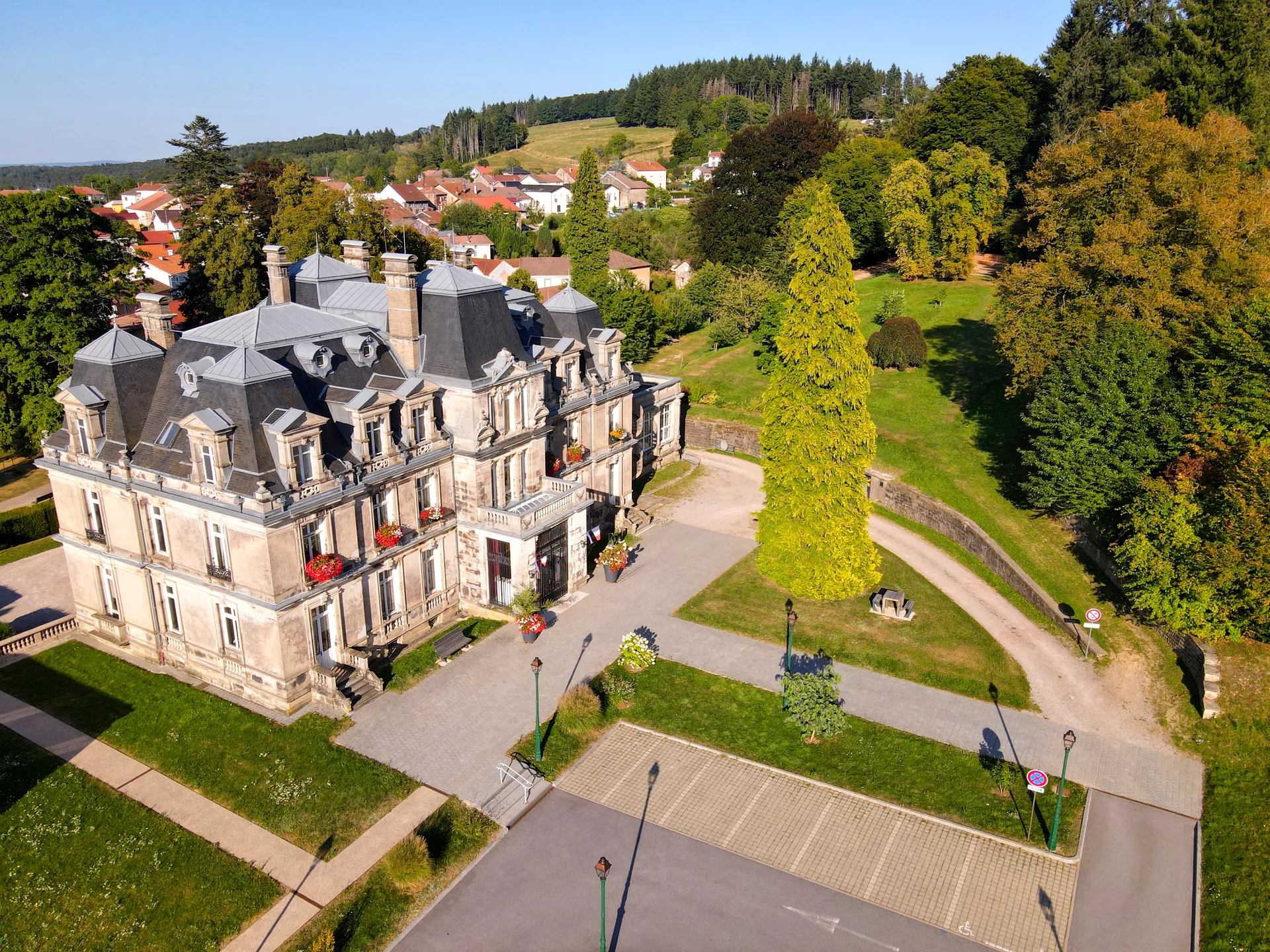 Etangs de Xertigny le Priolet à Xertigny — À 1,8 km du lac