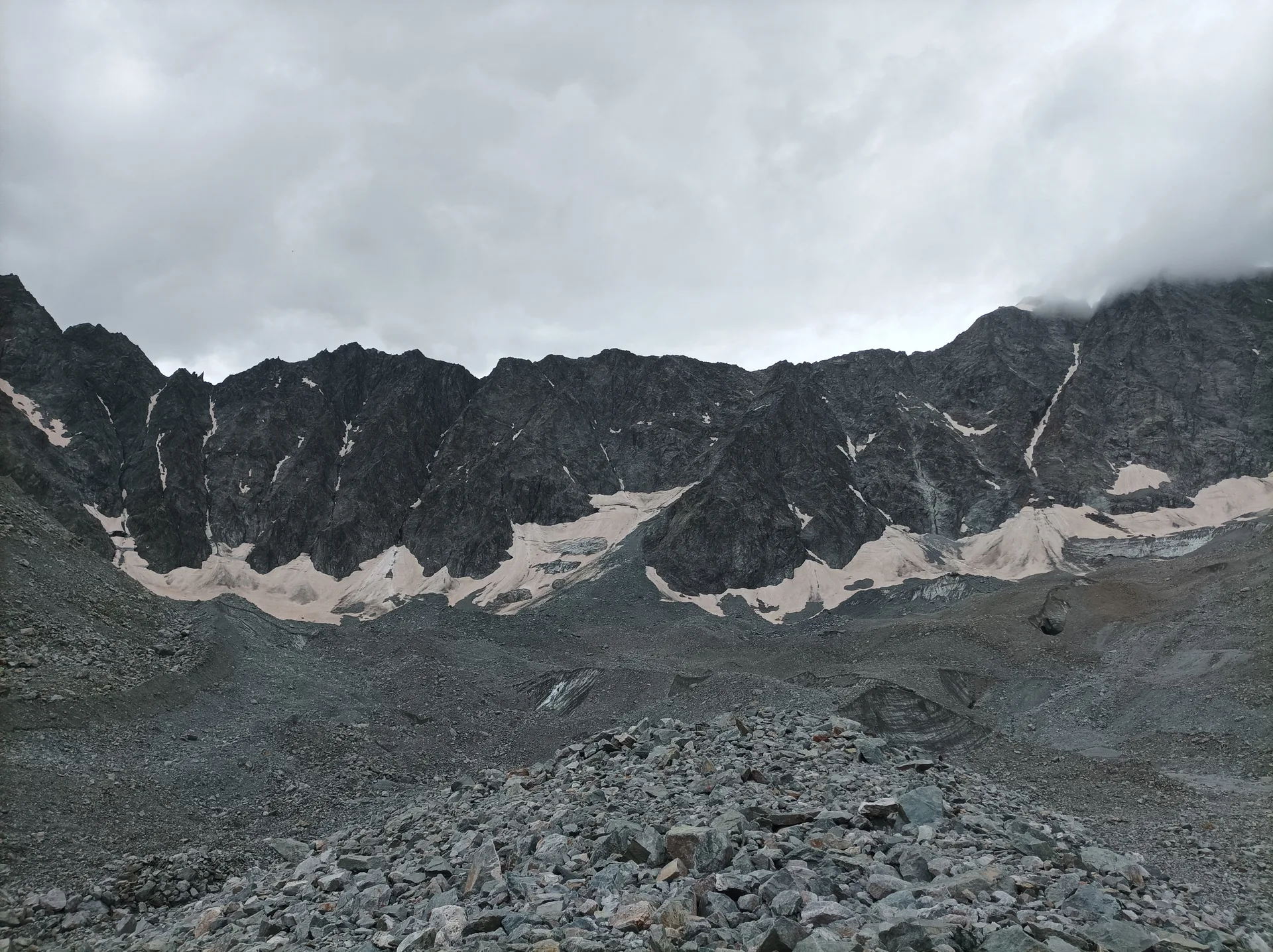 Glacier d'Arsine à Villar-d'Arêne — À 794 m du lac
