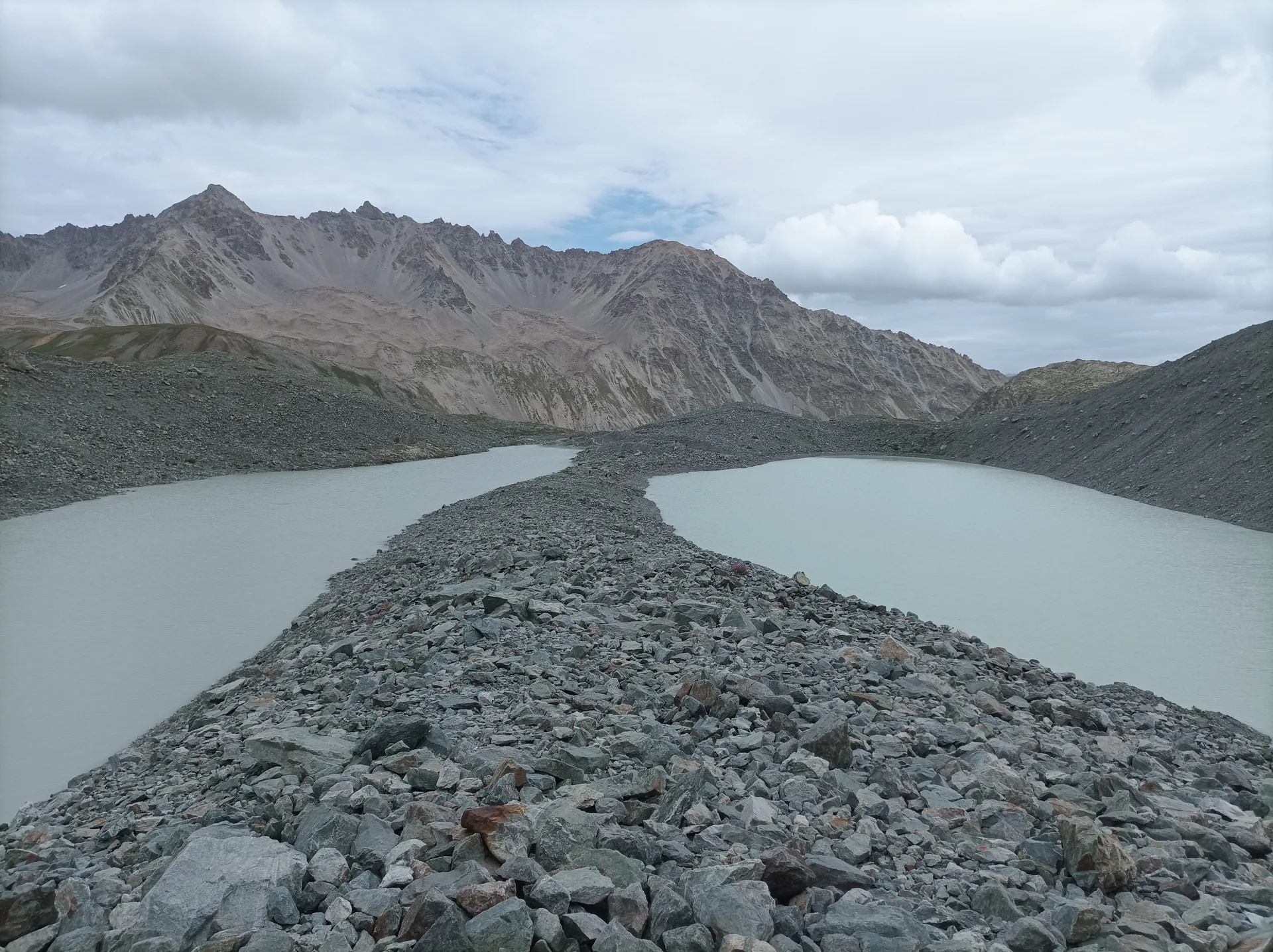 Glacier d'Arsine à Villar-d'Arêne — À 836 m du lac