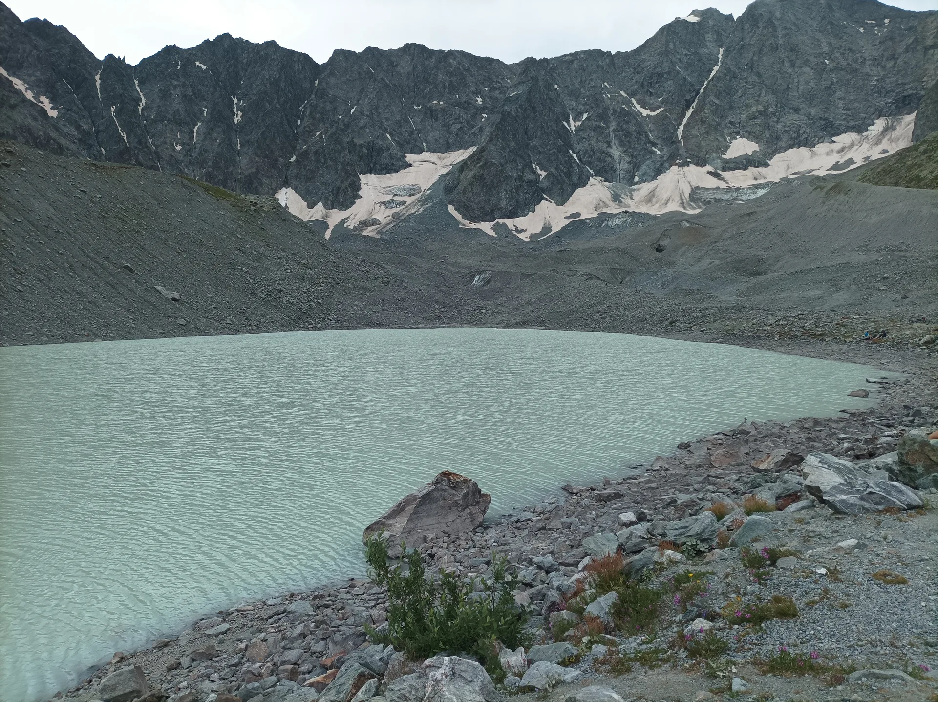 Glacier d'Arsine à Villar-d'Arêne — À 1,1 km du lac