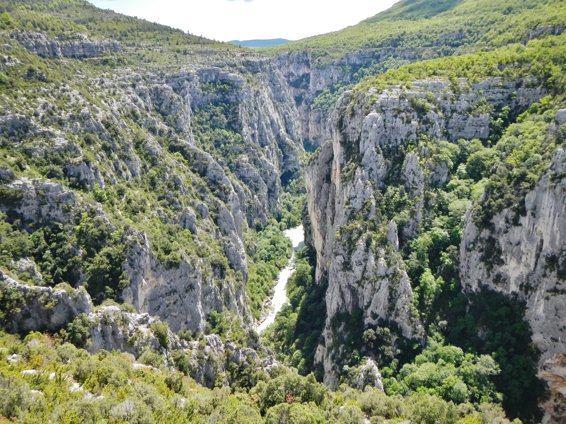 Gorges du Verdon à Aiguines — À 909 m du lac