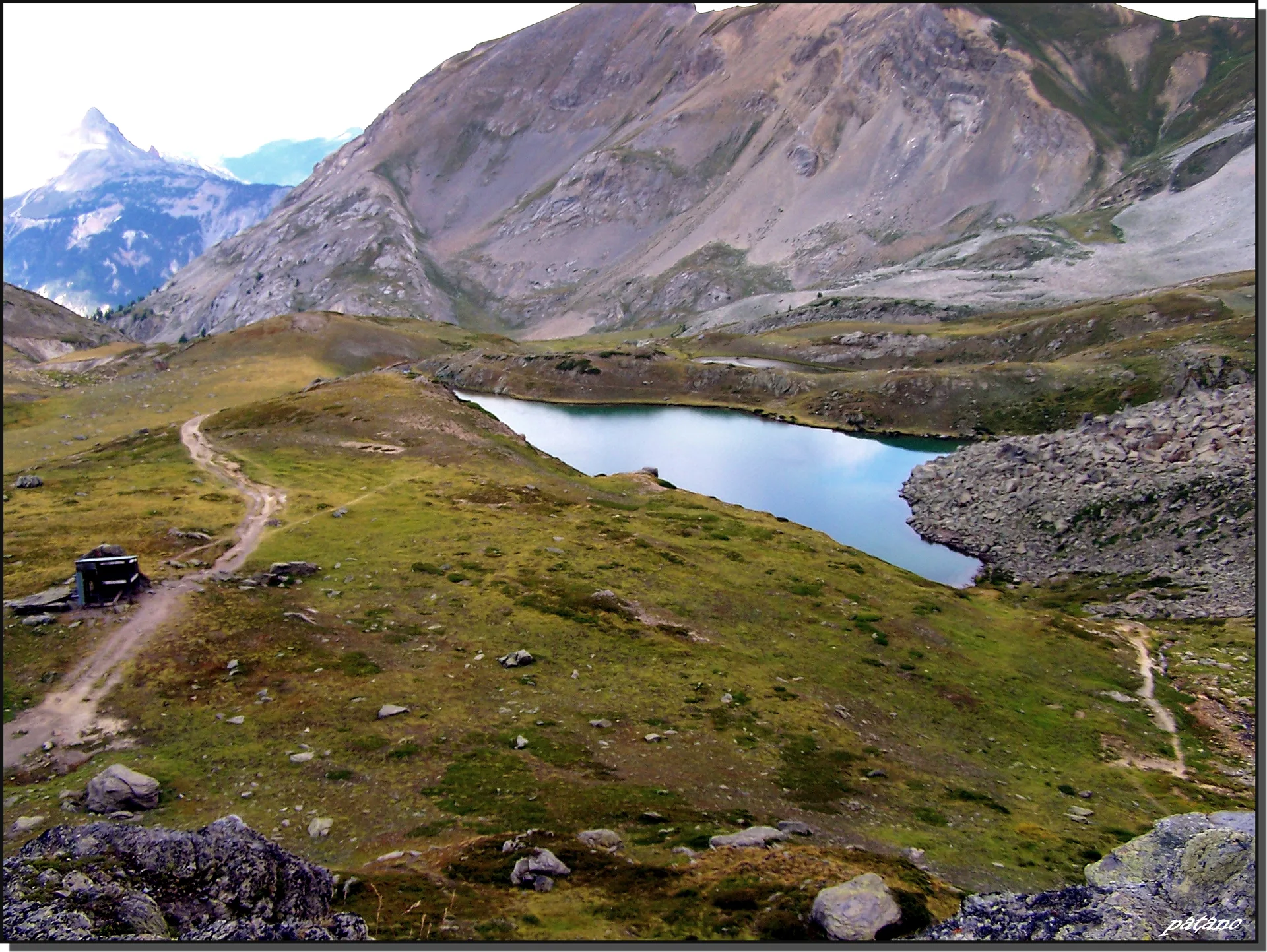 Grand lac de l'Oule à La Salle-les-Alpes — À 1,2 km du lac