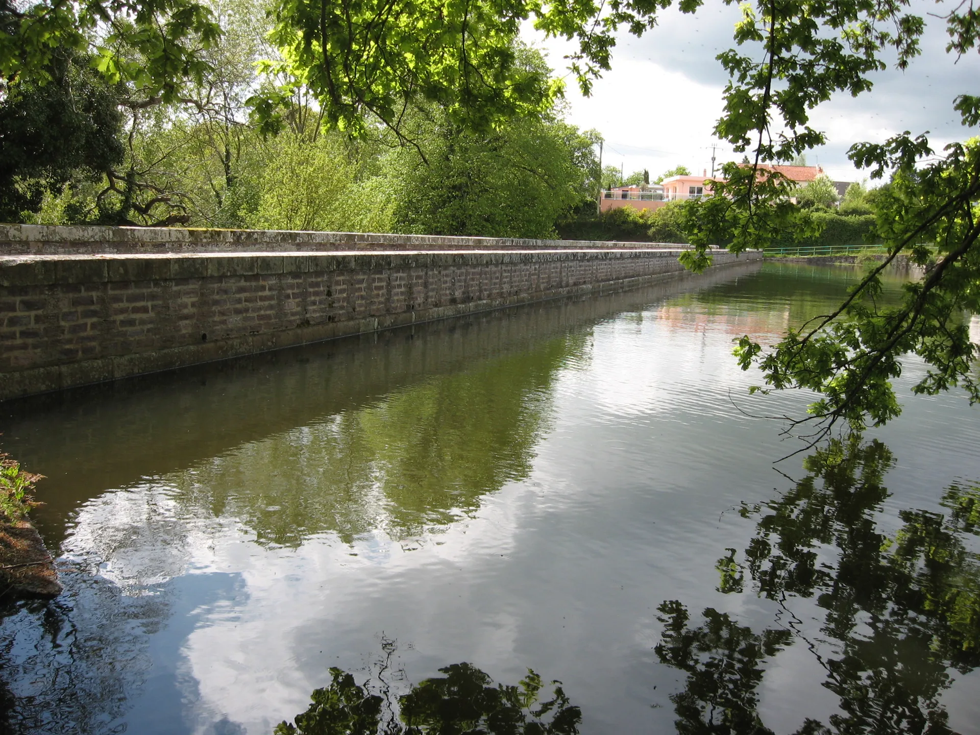 Grand Reservoir de Vioreau à Joué-sur-Erdre — À 1,1 km du lac