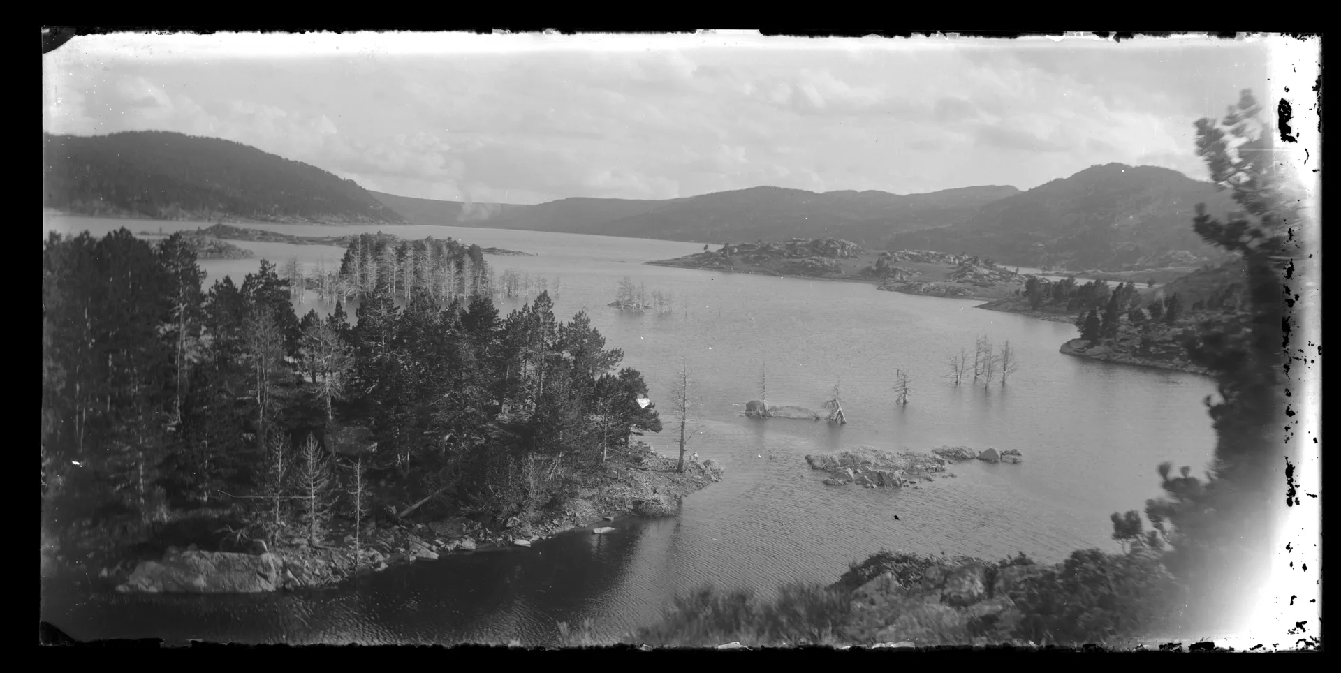 La Bollosa Lac des Bouillouses Estany de la Bullosa à Angoustrine-Villeneuve-des-Escaldes — À 1,1 km du lac