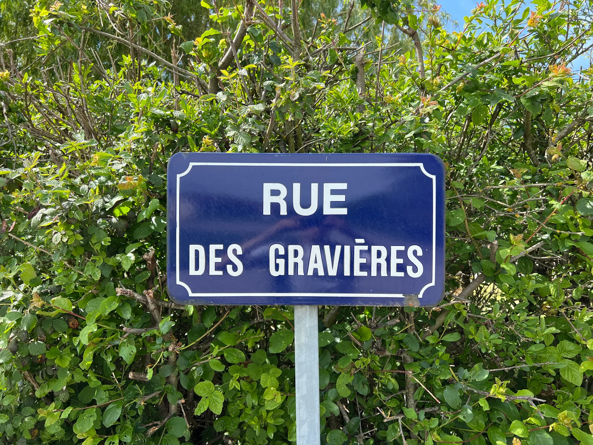La Piscine à Saint-Julien-sur-Veyle — À 339 m du lac