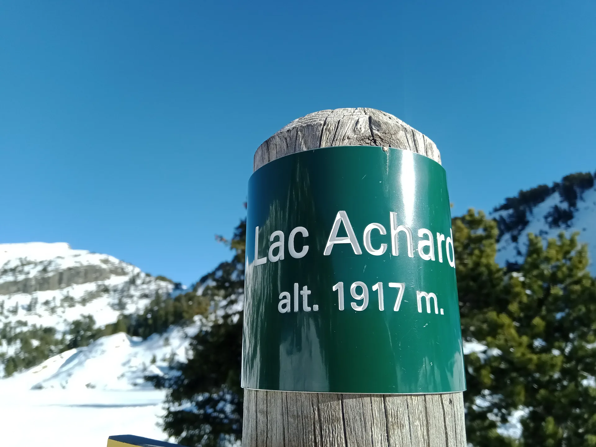 Lac Achard à Chamrousse — Sur le lac