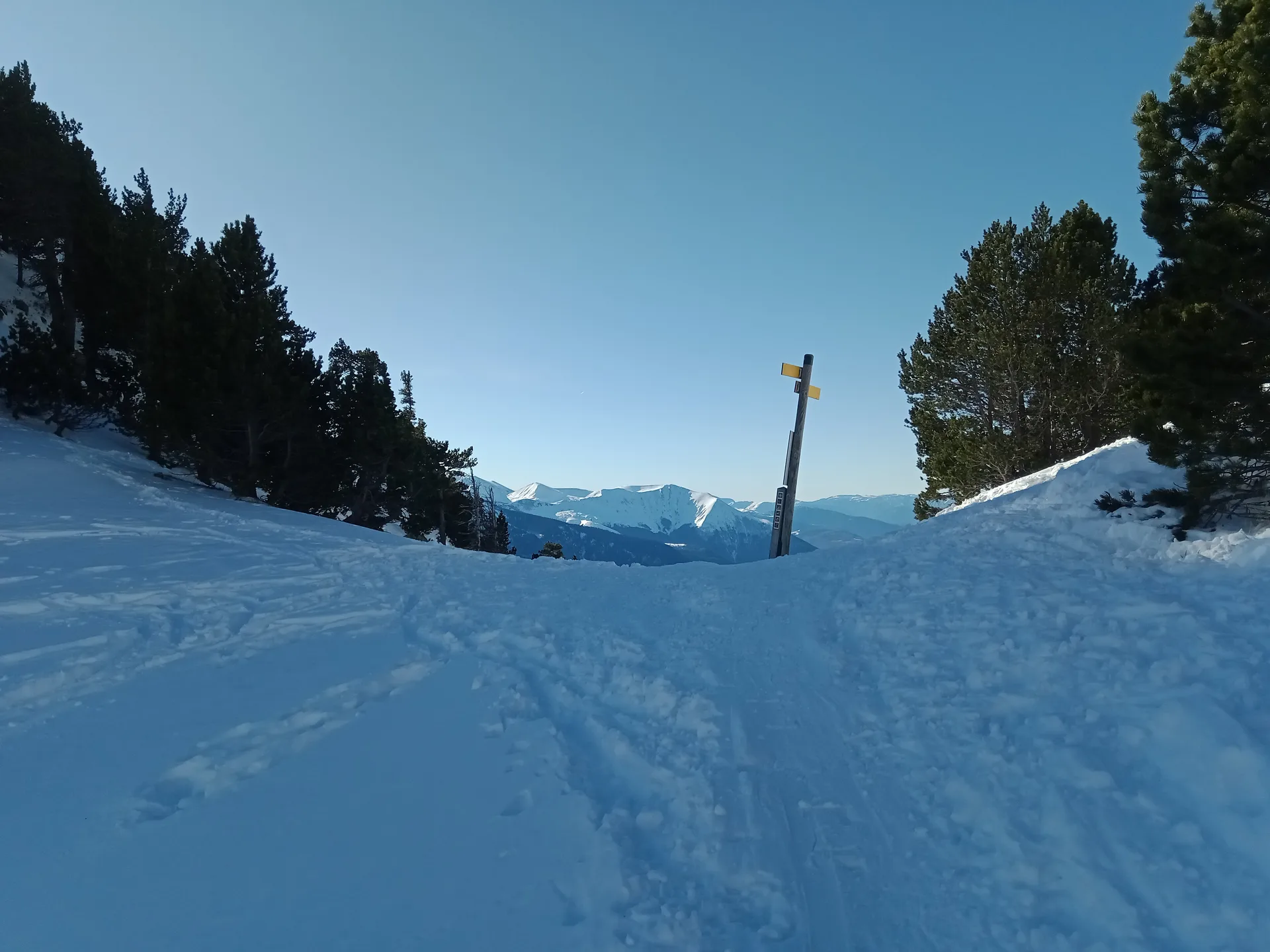 Lac Achard à Chamrousse — À 614 m du lac