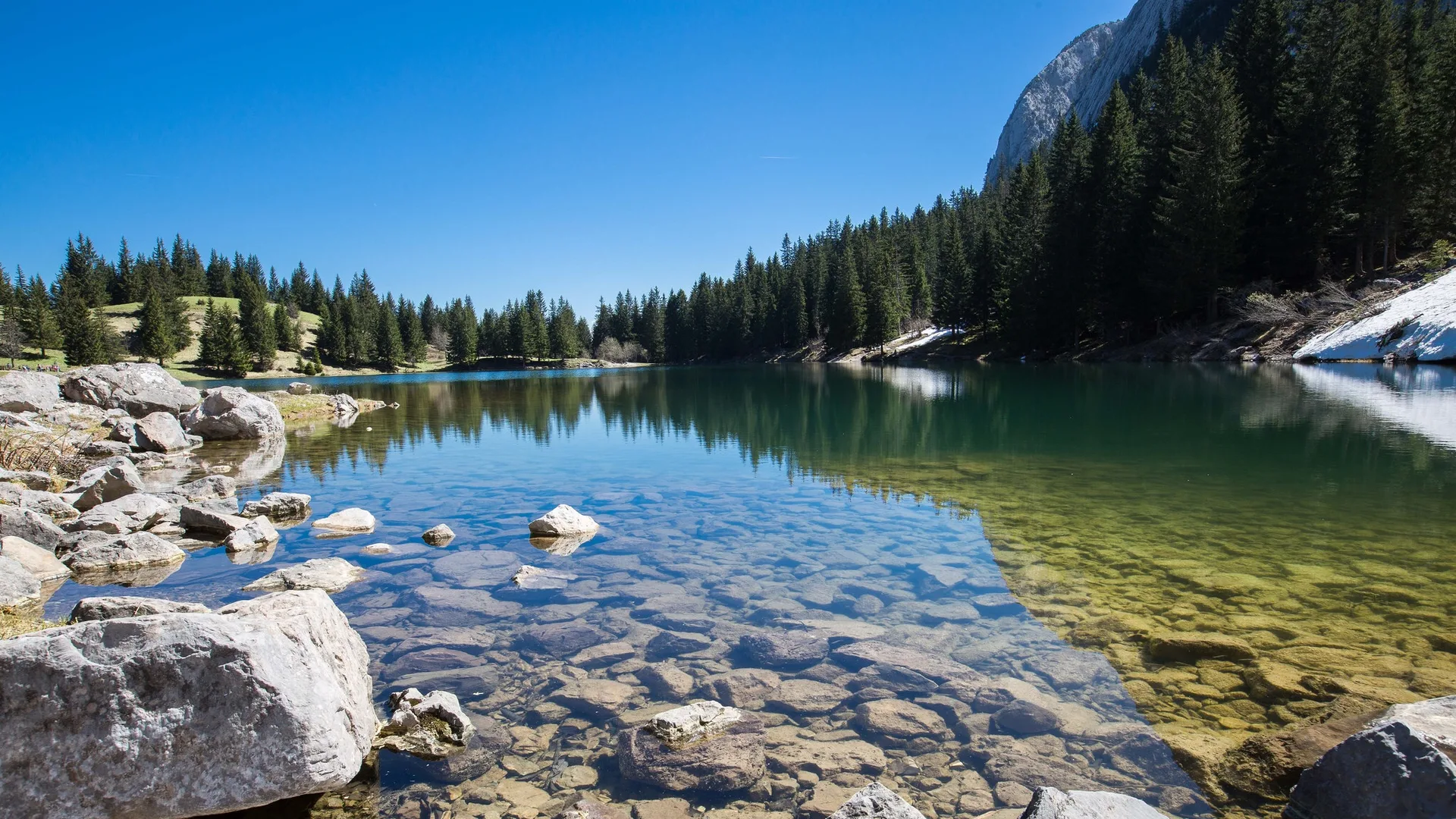 Lac Benit à Mont-Saxonnex — À 312 m du lac