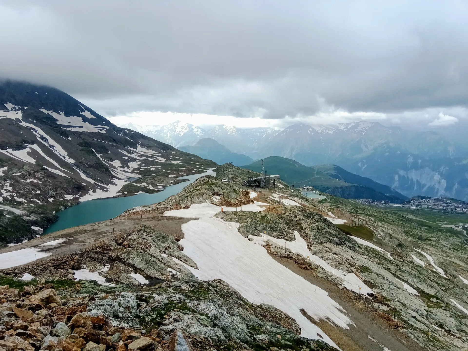 Lac Besson à Huez — À 1,5 km du lac