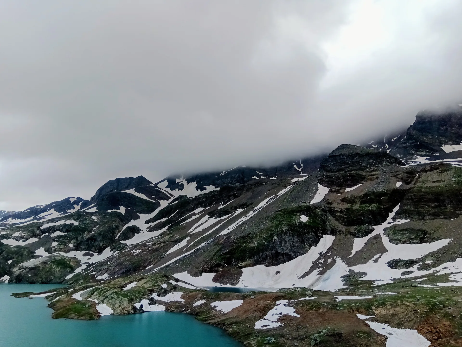 Lac Besson à Huez — À 1,5 km du lac