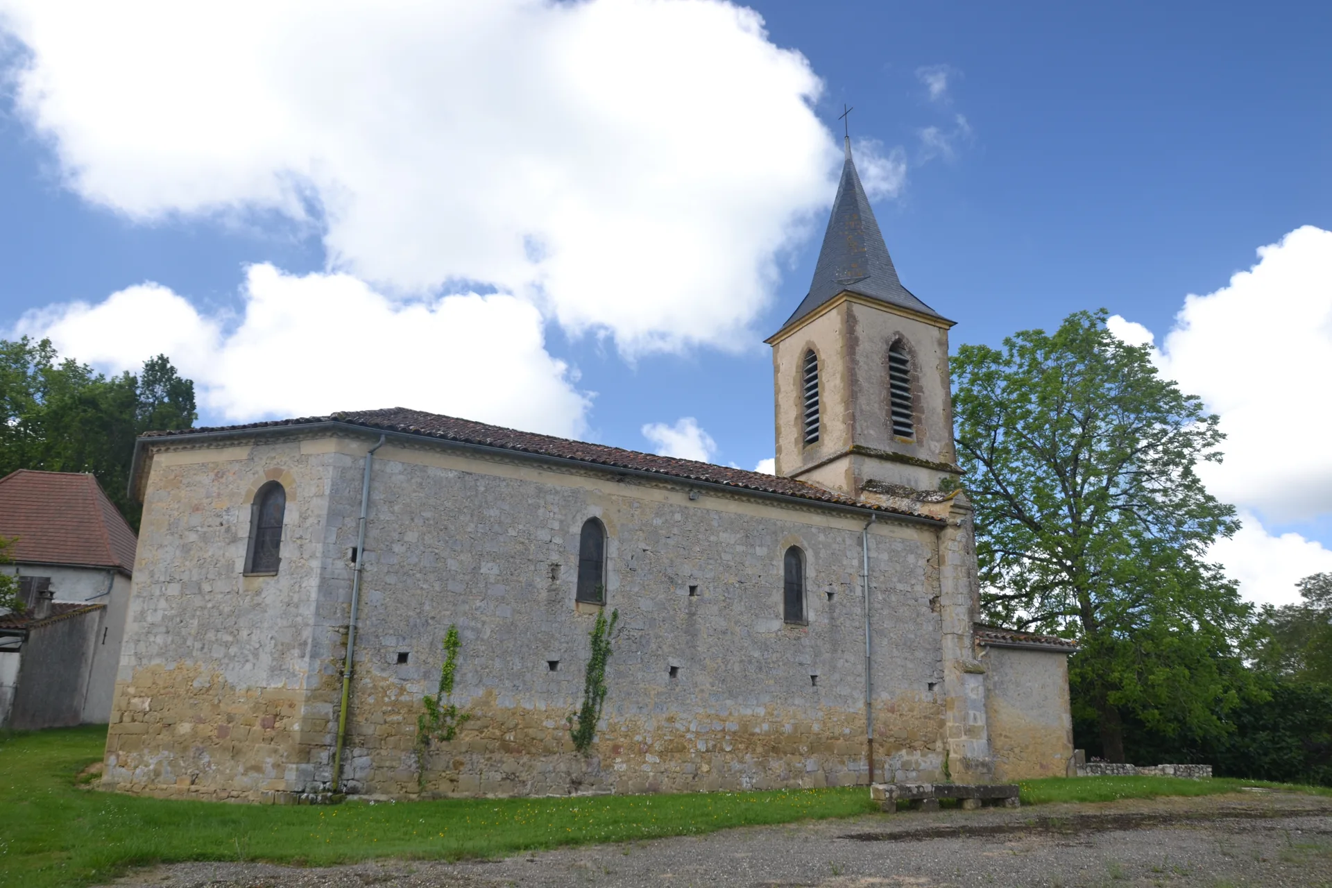 Lac d'Aignan à Aignan — À 3,0 km du lac