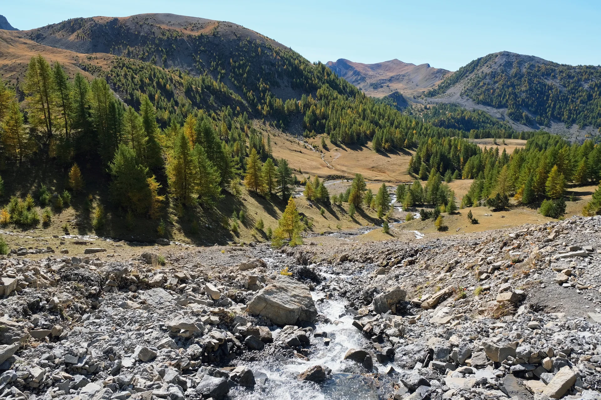Lac d'Allos à Allos — À 2,4 km du lac
