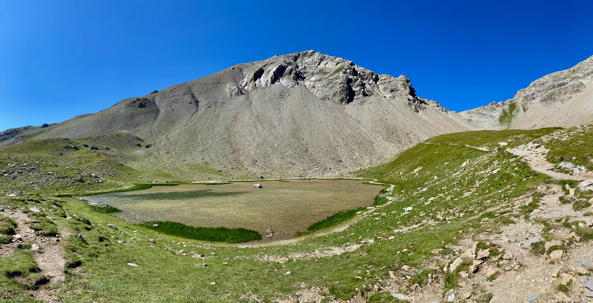 Lac d'Allos à Allos — À 3,3 km du lac