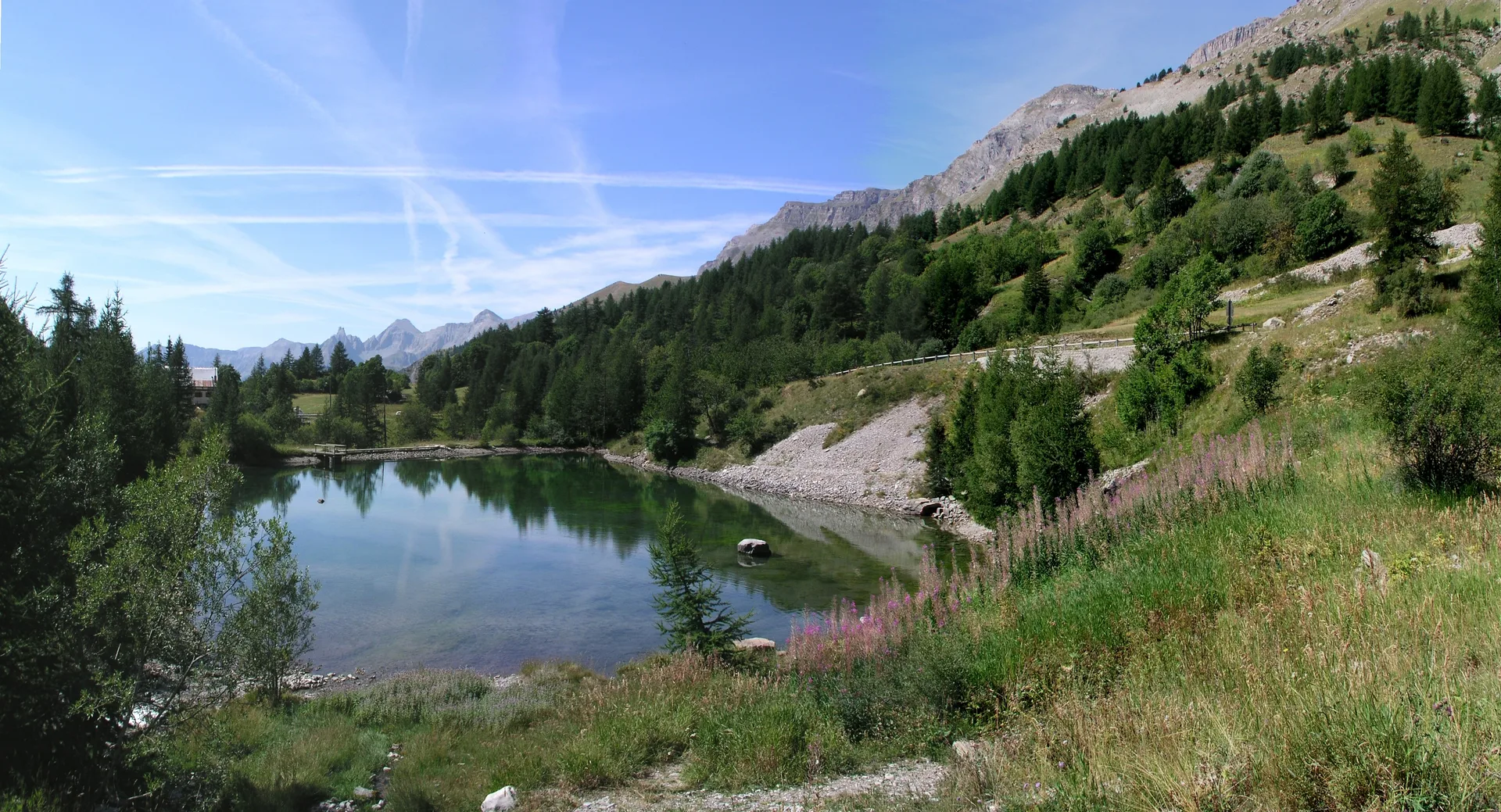 Lac d'Allos à Allos — À 3,5 km du lac